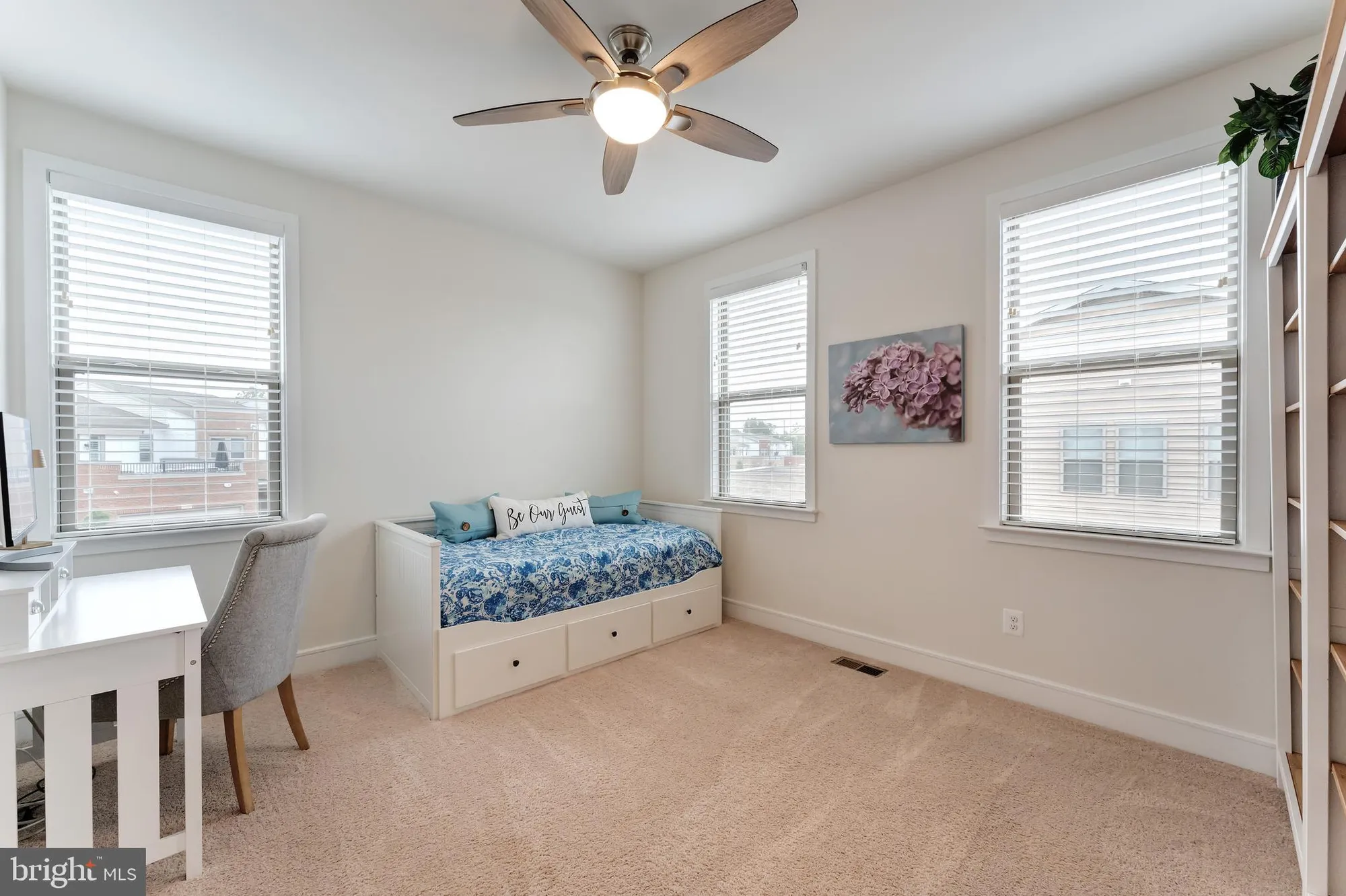 Property Slideshow image 33 of 51 | 42788 macbeth ter, Ashburn, VA, 20148