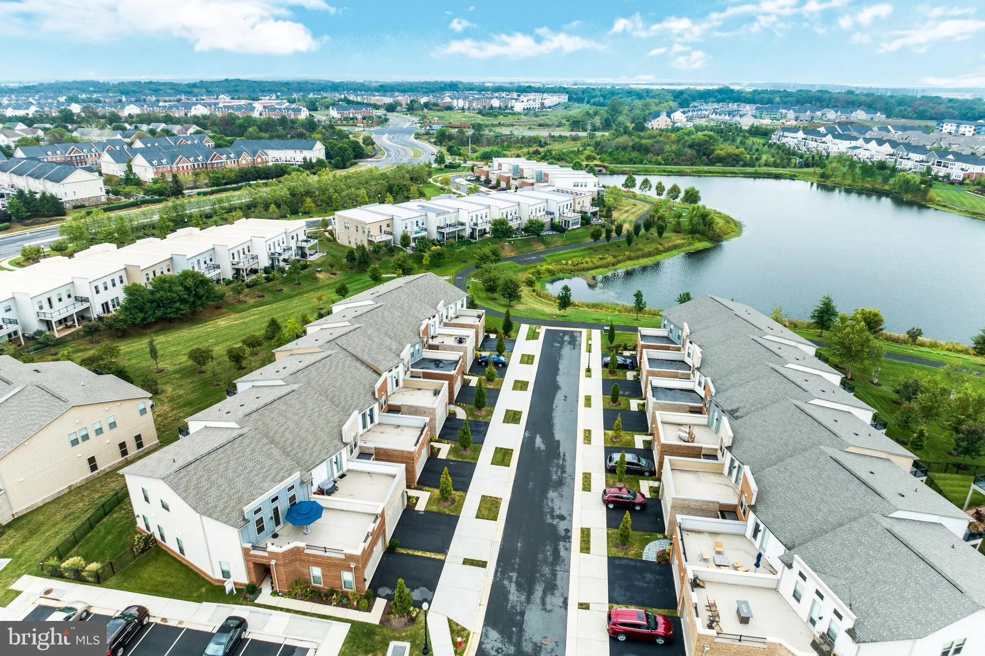 Property Slideshow image 47 of 51 | 42788 macbeth ter, Ashburn, VA, 20148