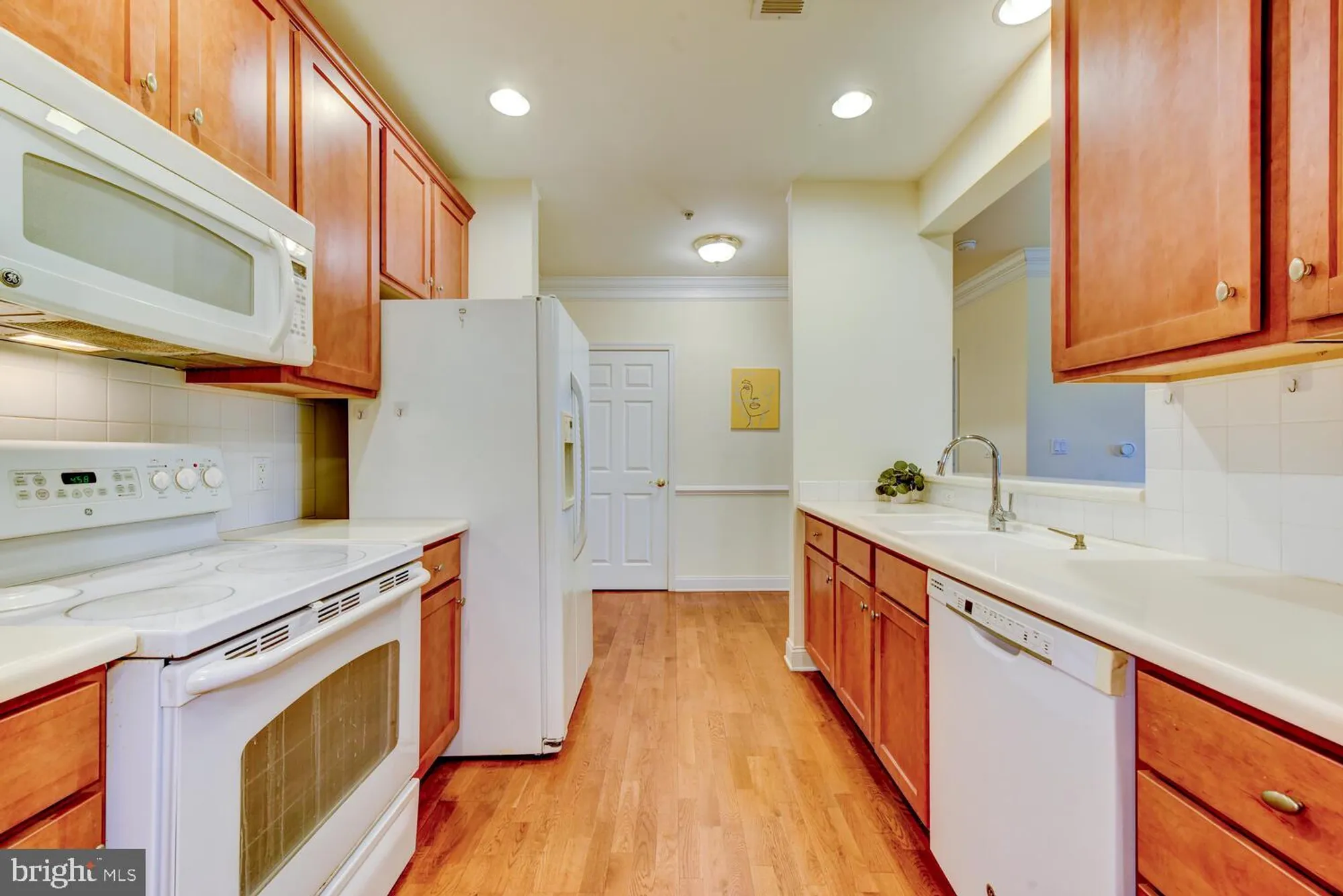 Property Slideshow image 16 of 41 | 100 middlesex blvd 211, Plainsboro, NJ, 08536