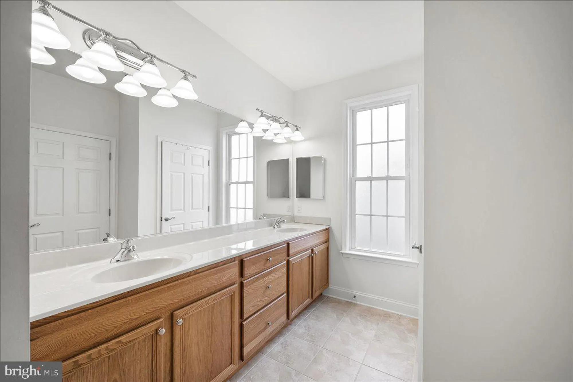 Property Slideshow image 18 of 58 | 2616 pioneer rd, Bethlehem, PA, 18017