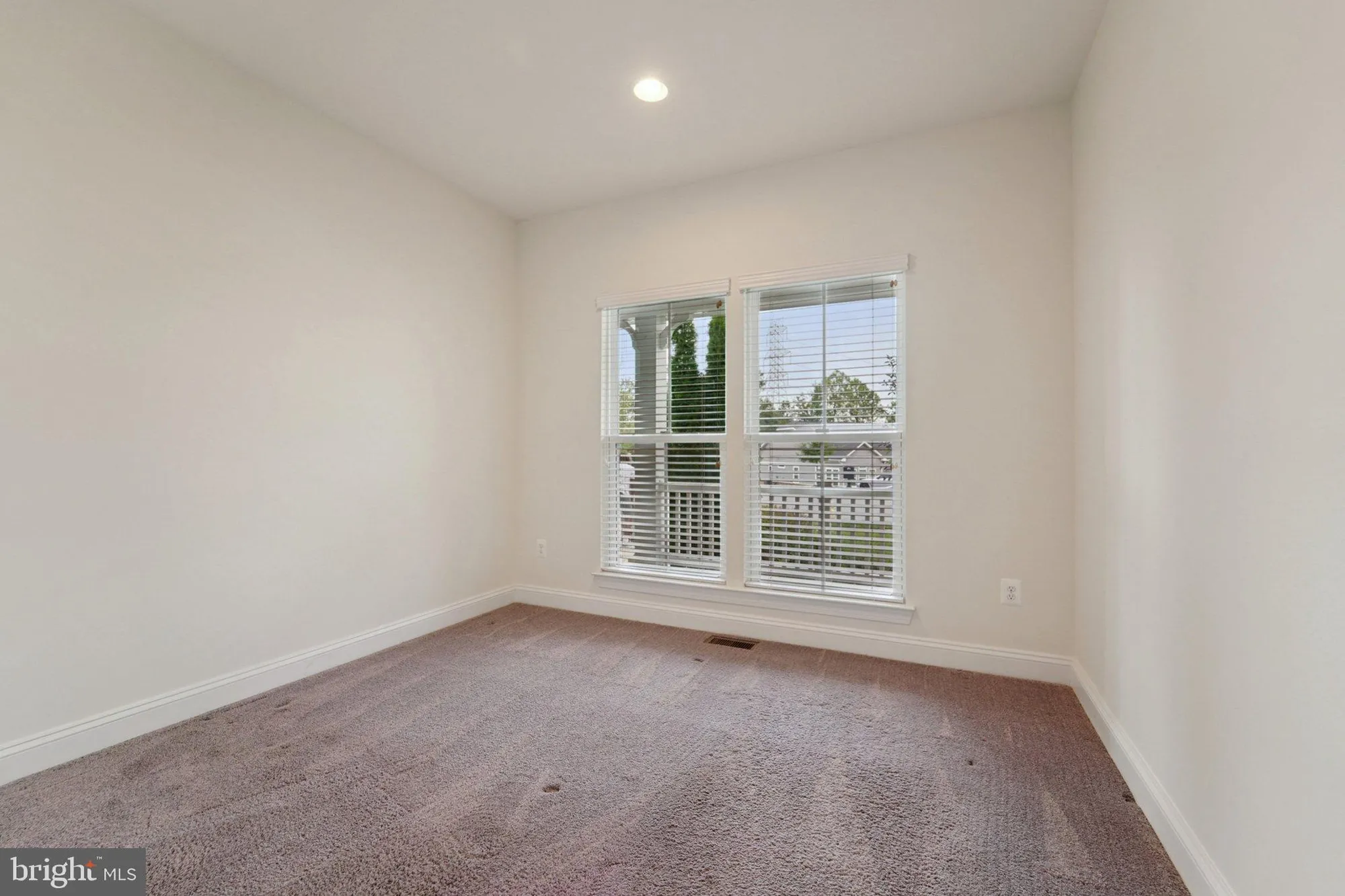 Property Slideshow image 20 of 67 | 1508 orchard grass ct, Odenton, MD, 21113