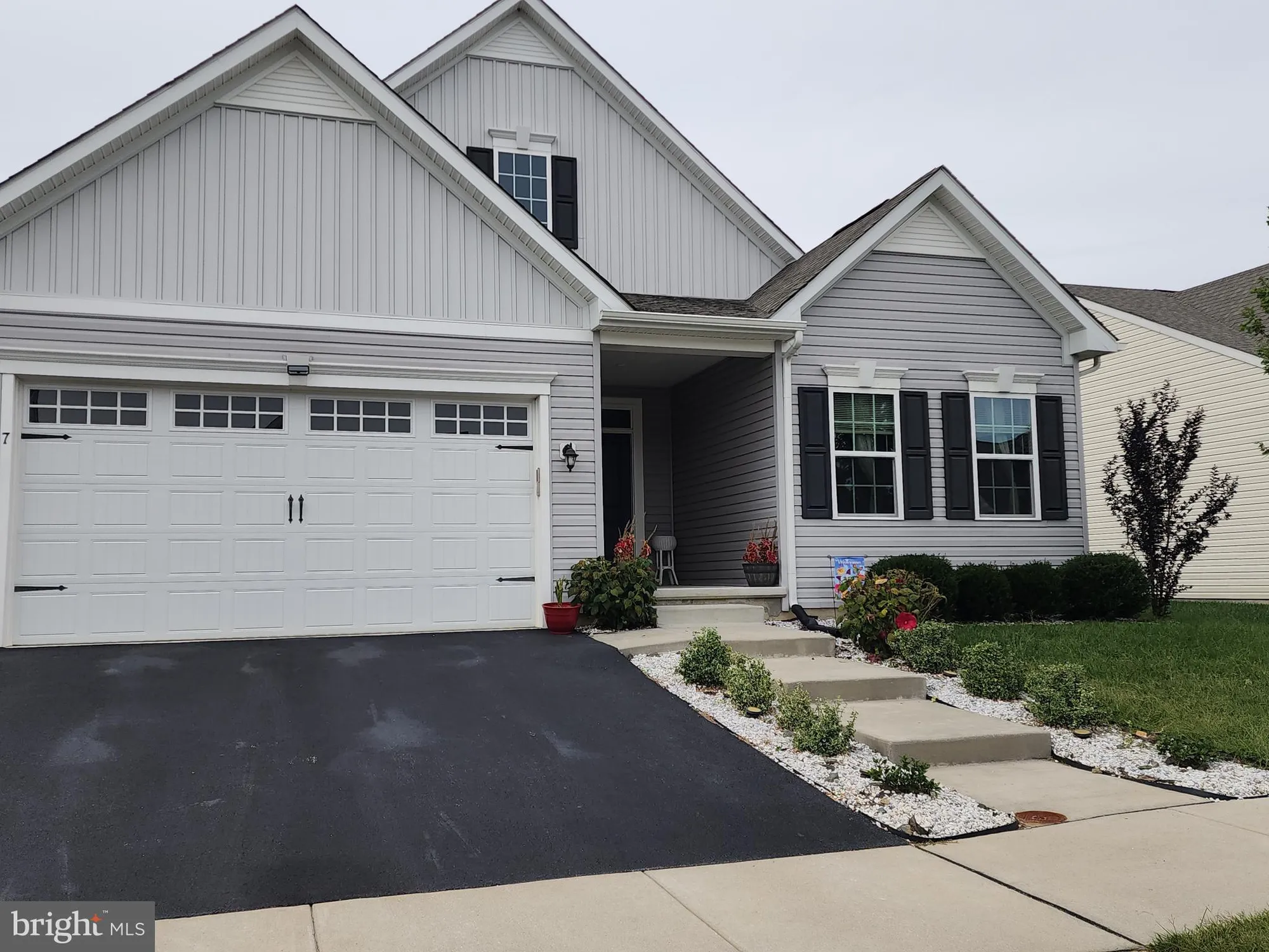 Property Slideshow image 4 of 64 | 7 pegasus ln, Smyrna, DE, 19977