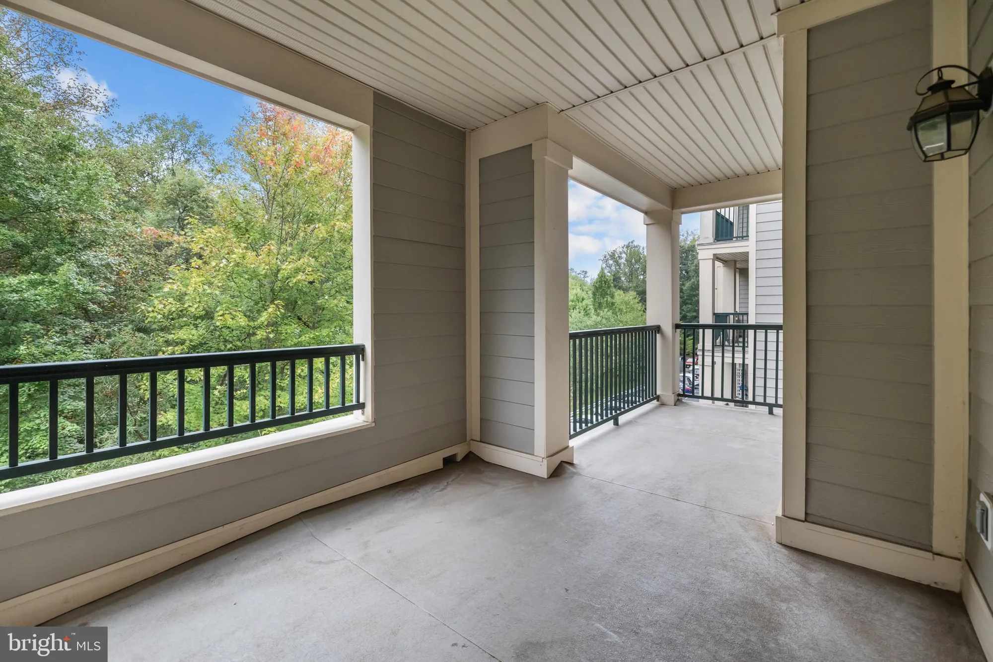 Property Slideshow image 37 of 43 | 2905 saintsbury plz 315, Fairfax, VA, 22031