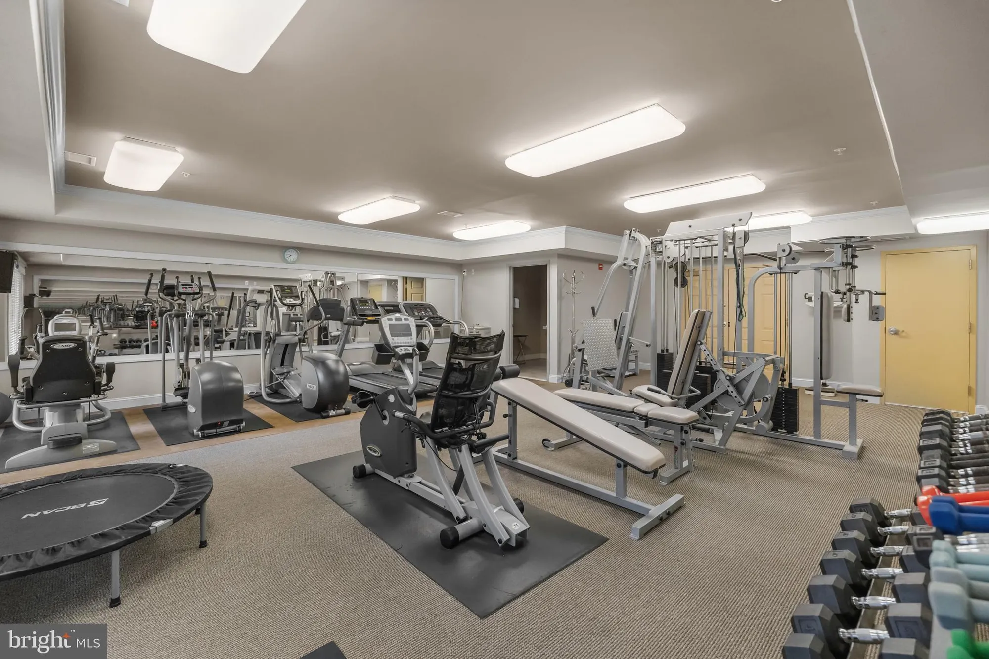 Property Slideshow image 40 of 43 | 2905 saintsbury plz 315, Fairfax, VA, 22031