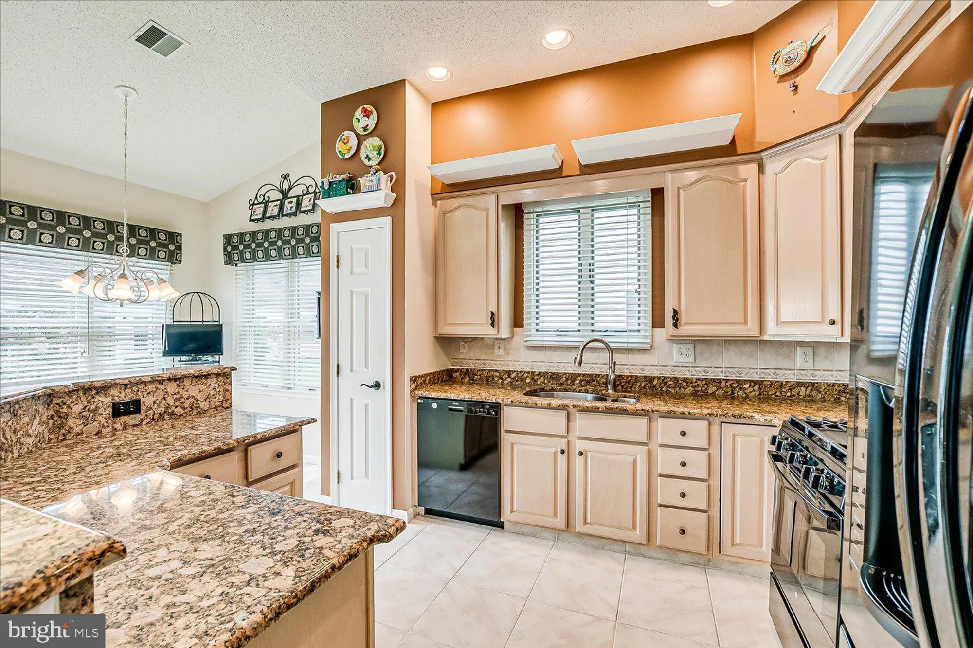 Property Slideshow image 21 of 50 | 136 birmingham ln, Monroe Township, NJ, 08831