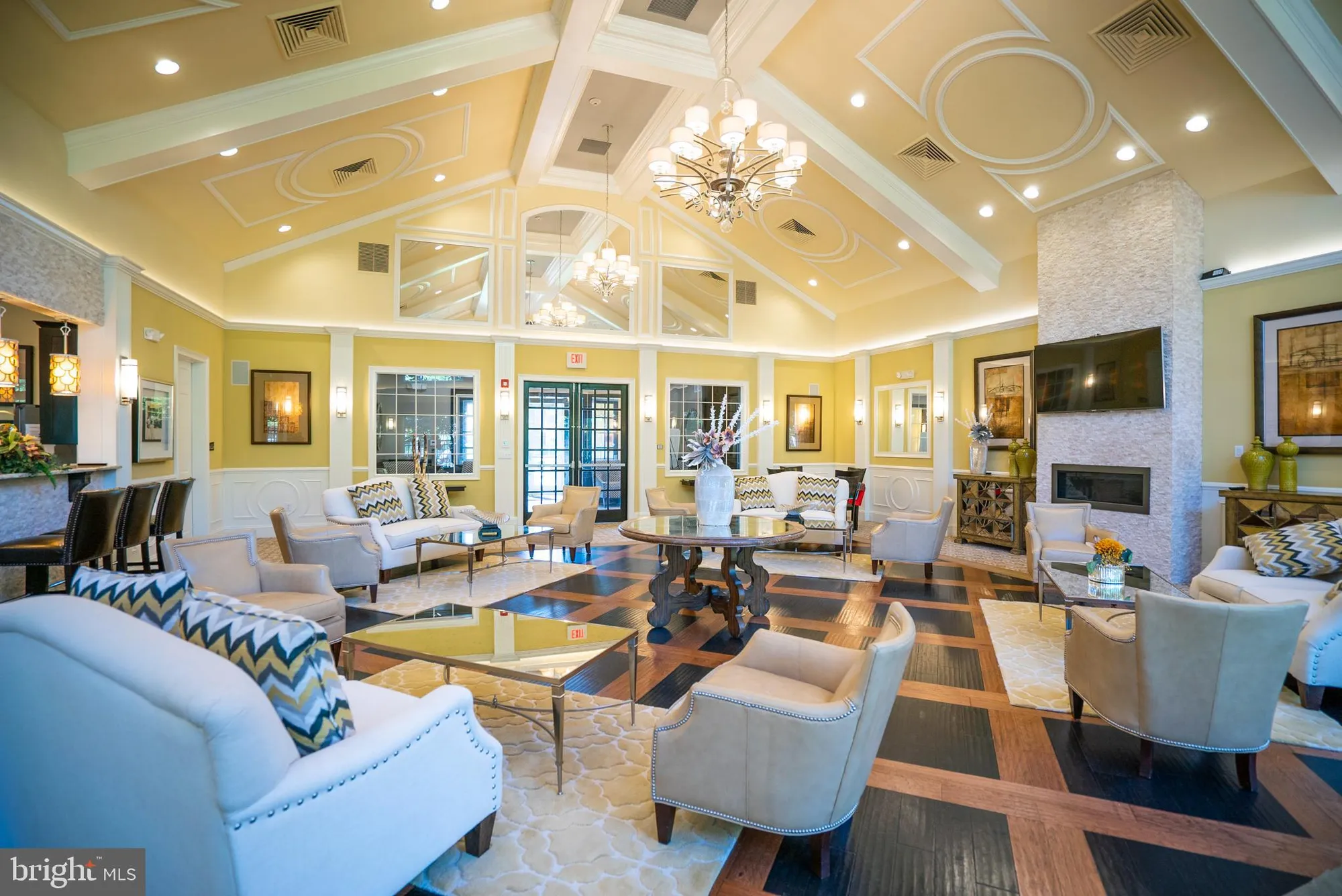 Property Slideshow image 33 of 36 | 95 rittenhouse cir, Newtown, PA, 18940