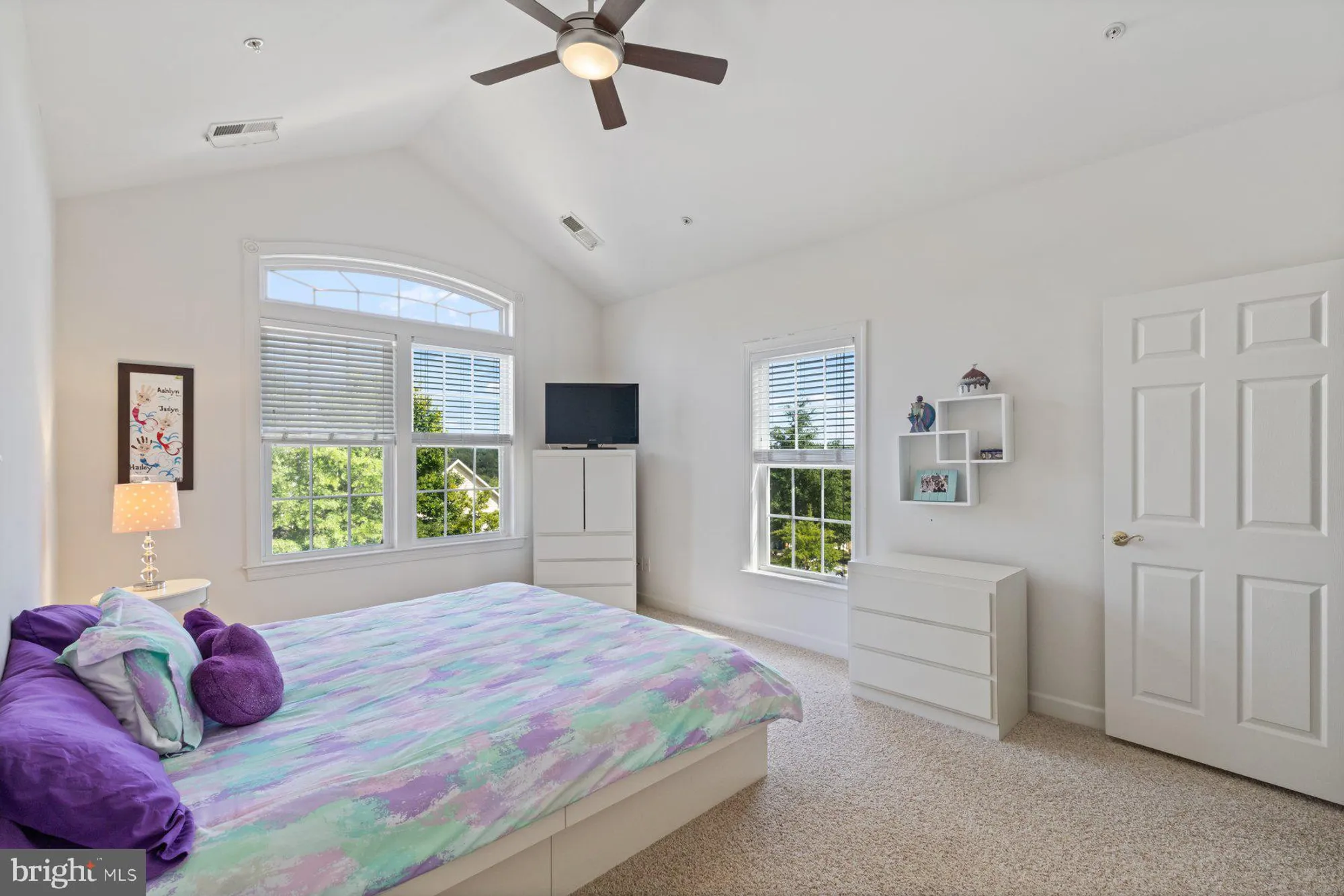 Property Slideshow image 20 of 28 | 8325 meadowsweet rd # 8325, Baltimore, MD, 21208