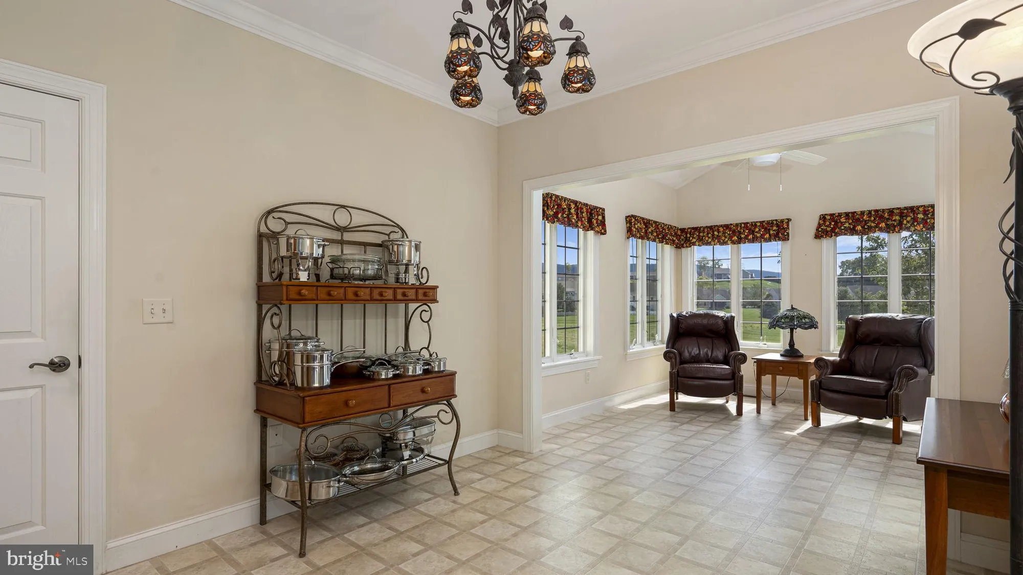 Property Slideshow image 22 of 46 | 44 winterberry ln, Womelsdorf, PA, 19567