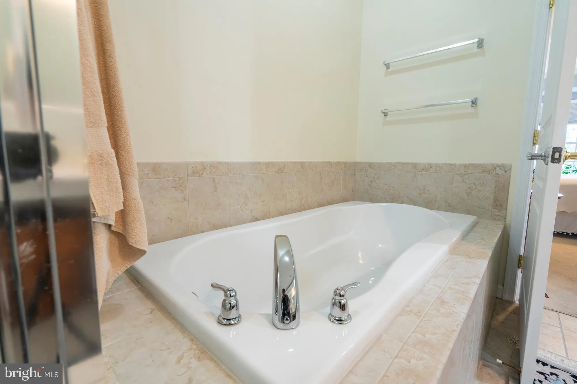 Property Slideshow image 26 of 61 | 6103 lilac ct, Upper Gwynedd, PA, 19446