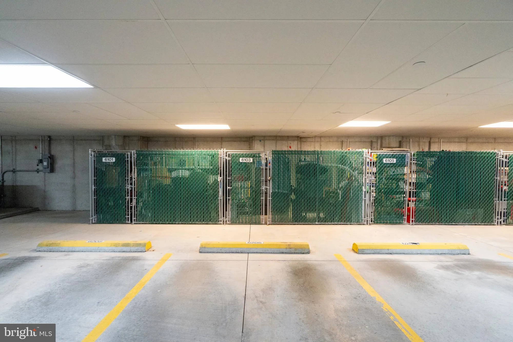 Property Slideshow image 37 of 61 | 6103 lilac ct, Upper Gwynedd, PA, 19446