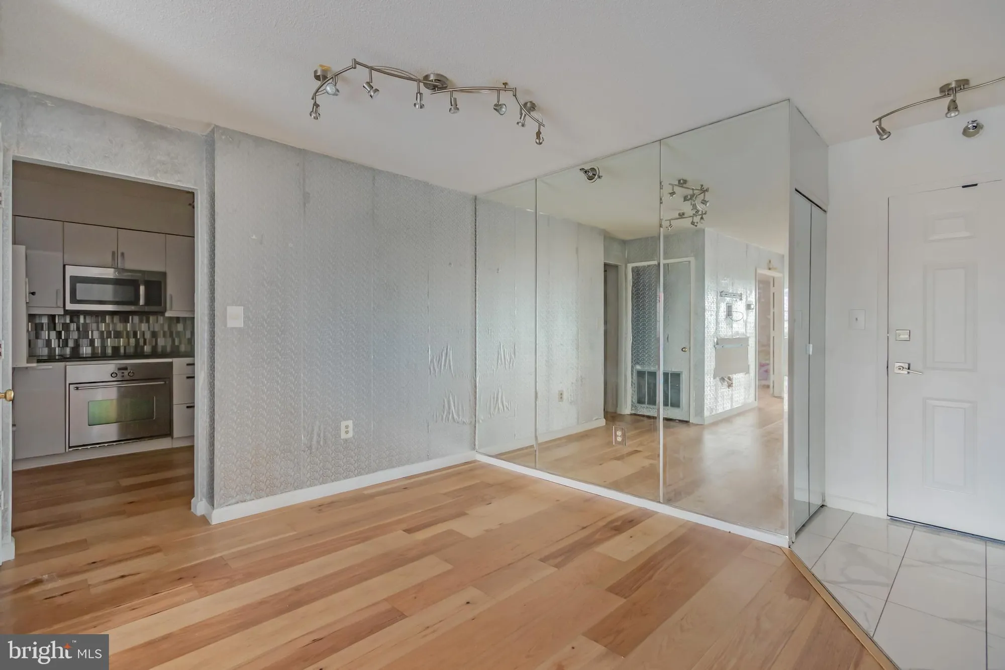 Property Slideshow image 6 of 22 | 3310 n leisure world blvd 520, Silver Spring, MD, 20906