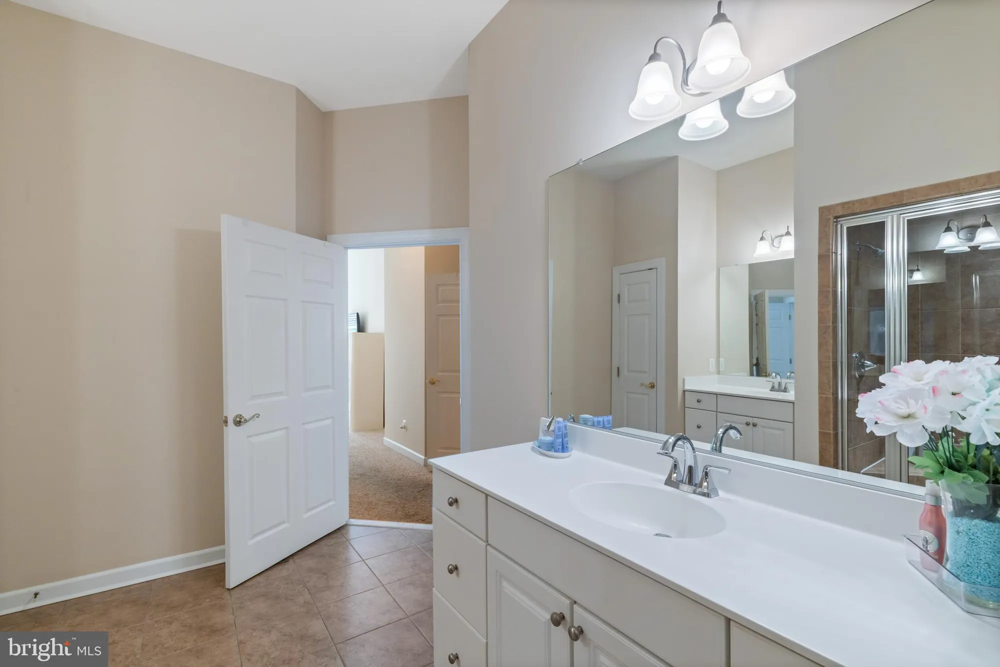 Property Slideshow image 19 of 28 | 8325 meadowsweet rd # 8325, Baltimore, MD, 21208