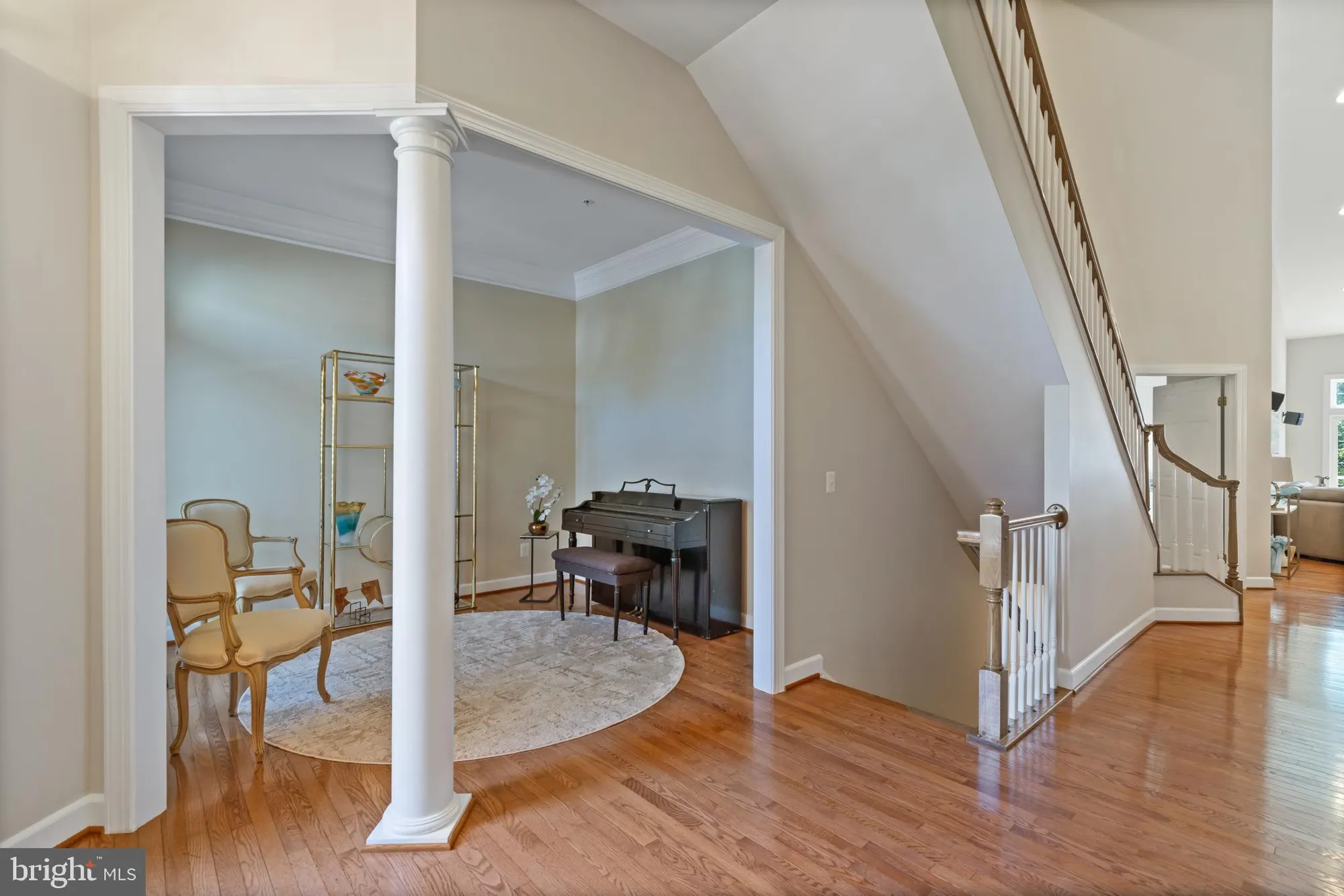 Property Slideshow image 4 of 28 | 8325 meadowsweet rd # 8325, Baltimore, MD, 21208