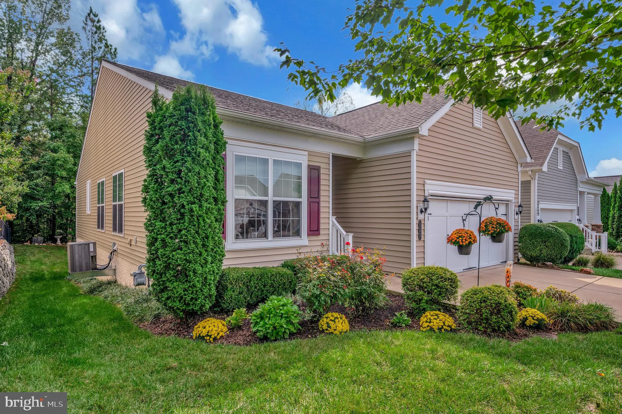 Property Slideshow image 4 of 56 | 125 denison st, Fredericksburg, VA, 22406