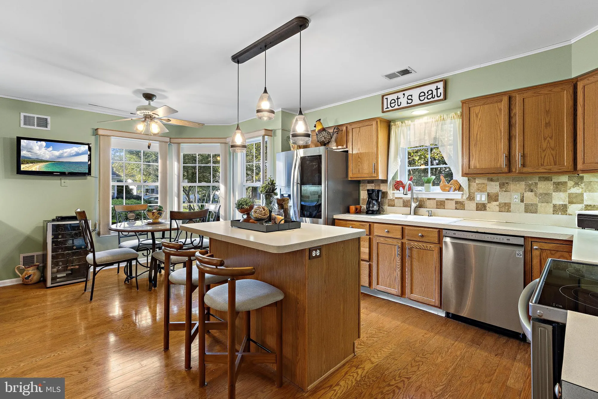 Property Slideshow image 19 of 39 | 14 skylark ln, Lakewood, NJ, 08701