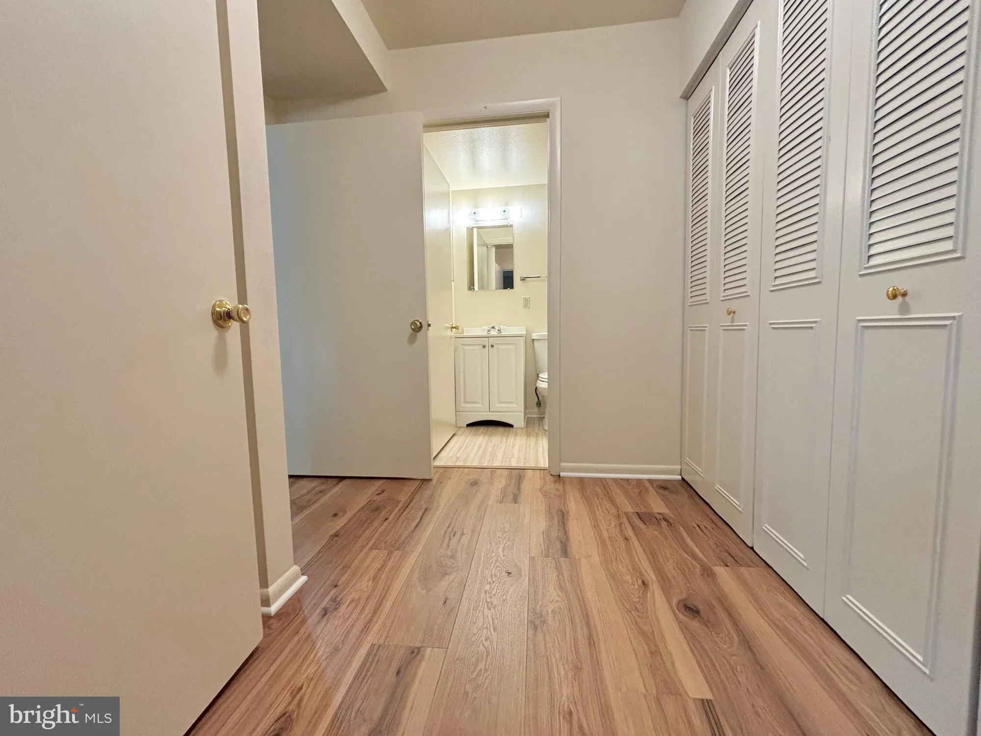 Property Slideshow image 9 of 10 | 3322 chiswick ct 61-1g, Silver Spring, MD, 20906