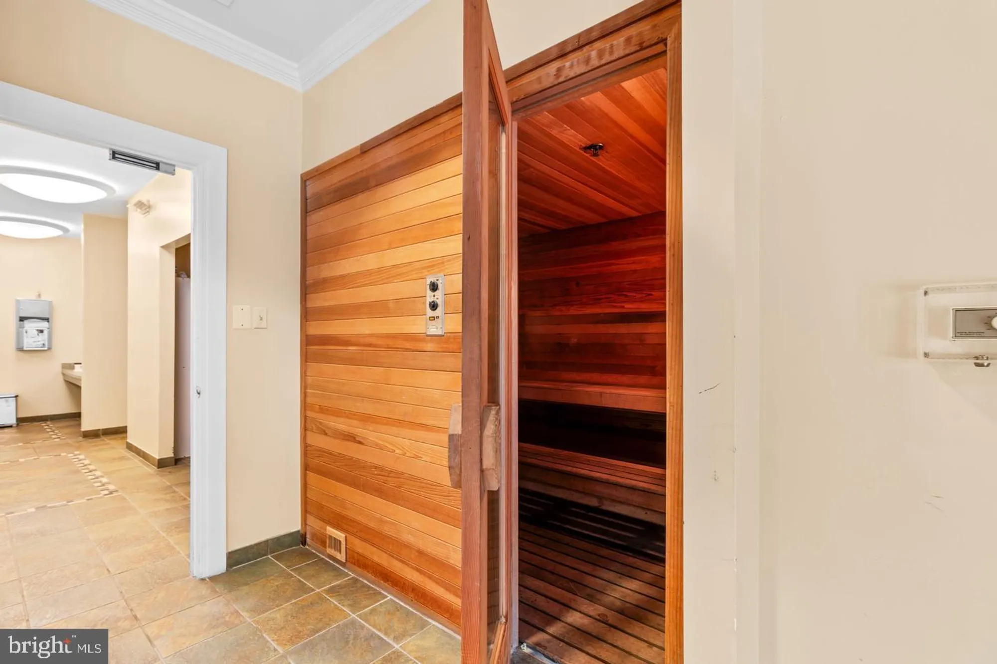 Property Slideshow image 59 of 62 | 2520 kensington gdns unit 401, Ellicott City, MD, 21043