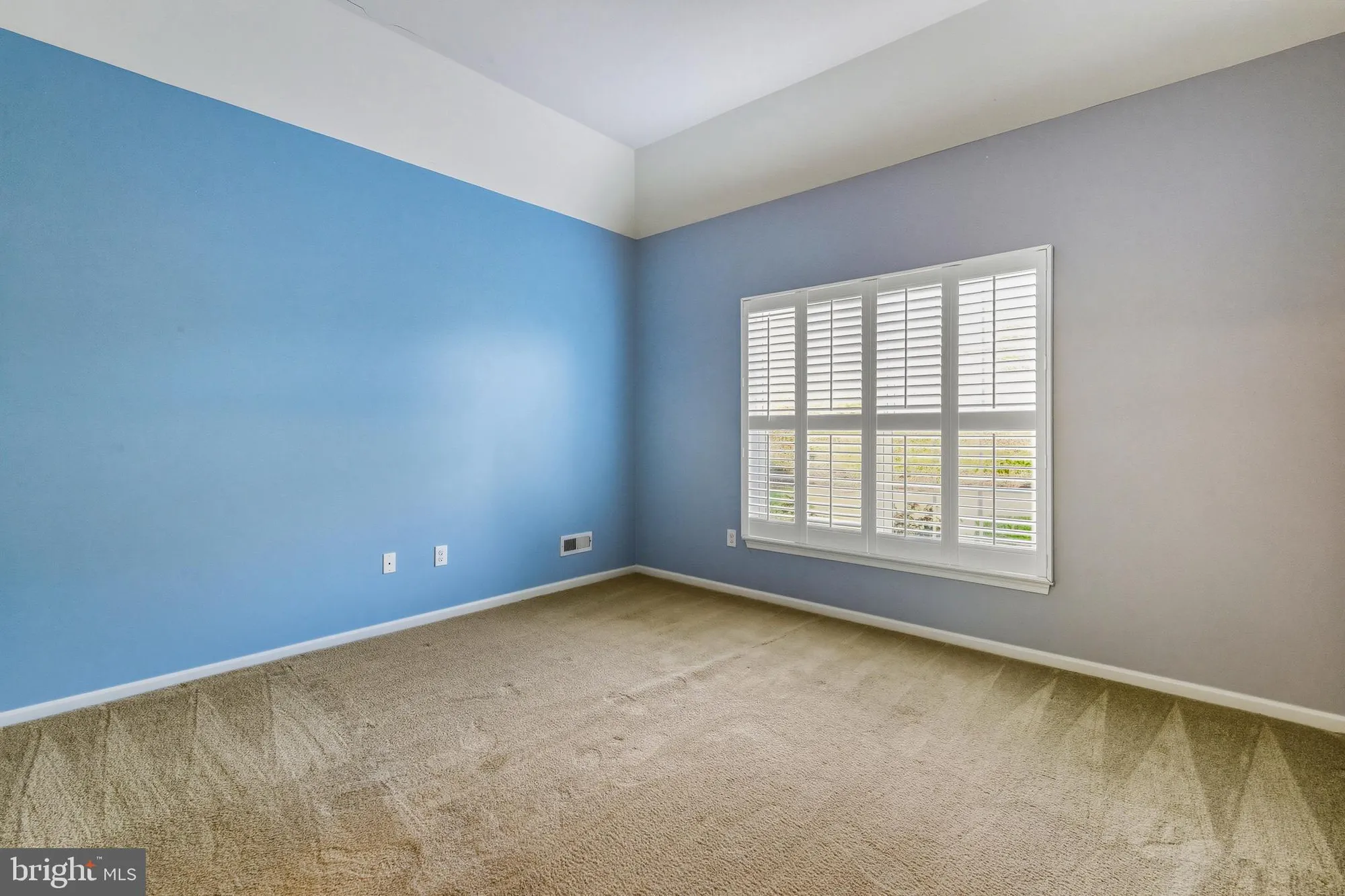 Property Slideshow image 11 of 21 | 361 grande blvd, Glassboro, NJ, 08028