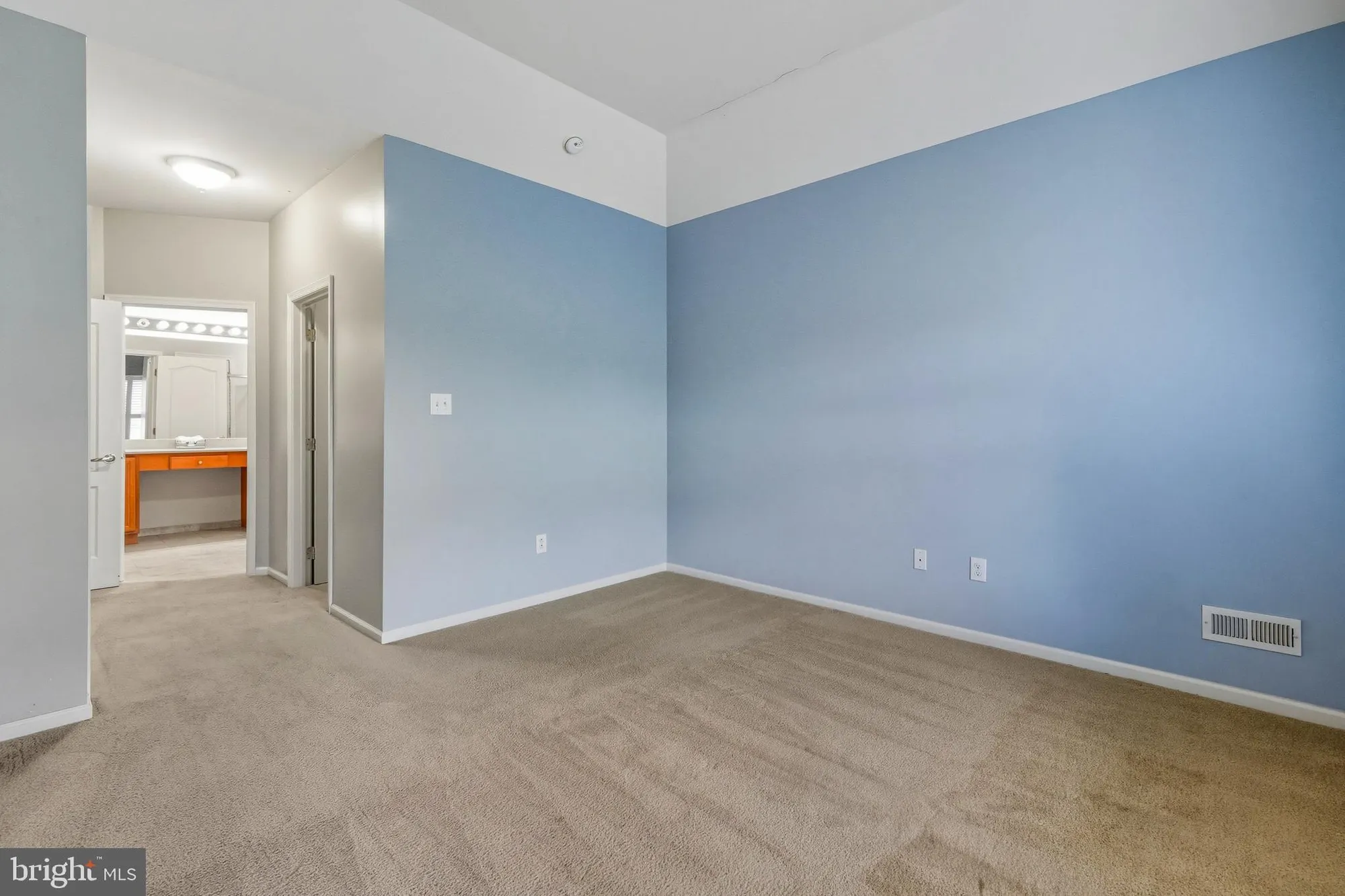 Property Slideshow image 12 of 21 | 361 grande blvd, Glassboro, NJ, 08028