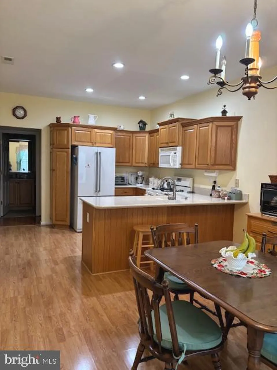 Property Slideshow image 2 of 31 | 51 country ln, Columbus, NJ, 08022