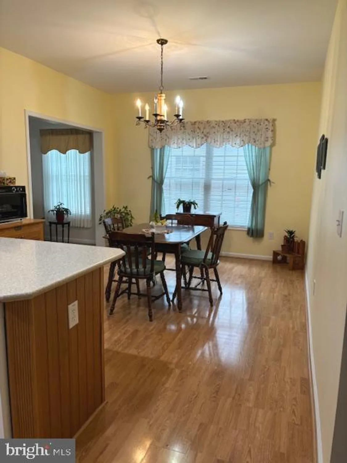 Property Slideshow image 8 of 31 | 51 country ln, Columbus, NJ, 08022