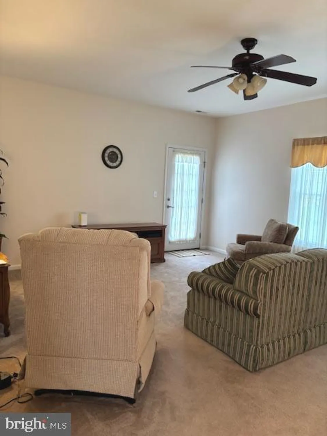 Property Slideshow image 18 of 31 | 51 country ln, Columbus, NJ, 08022