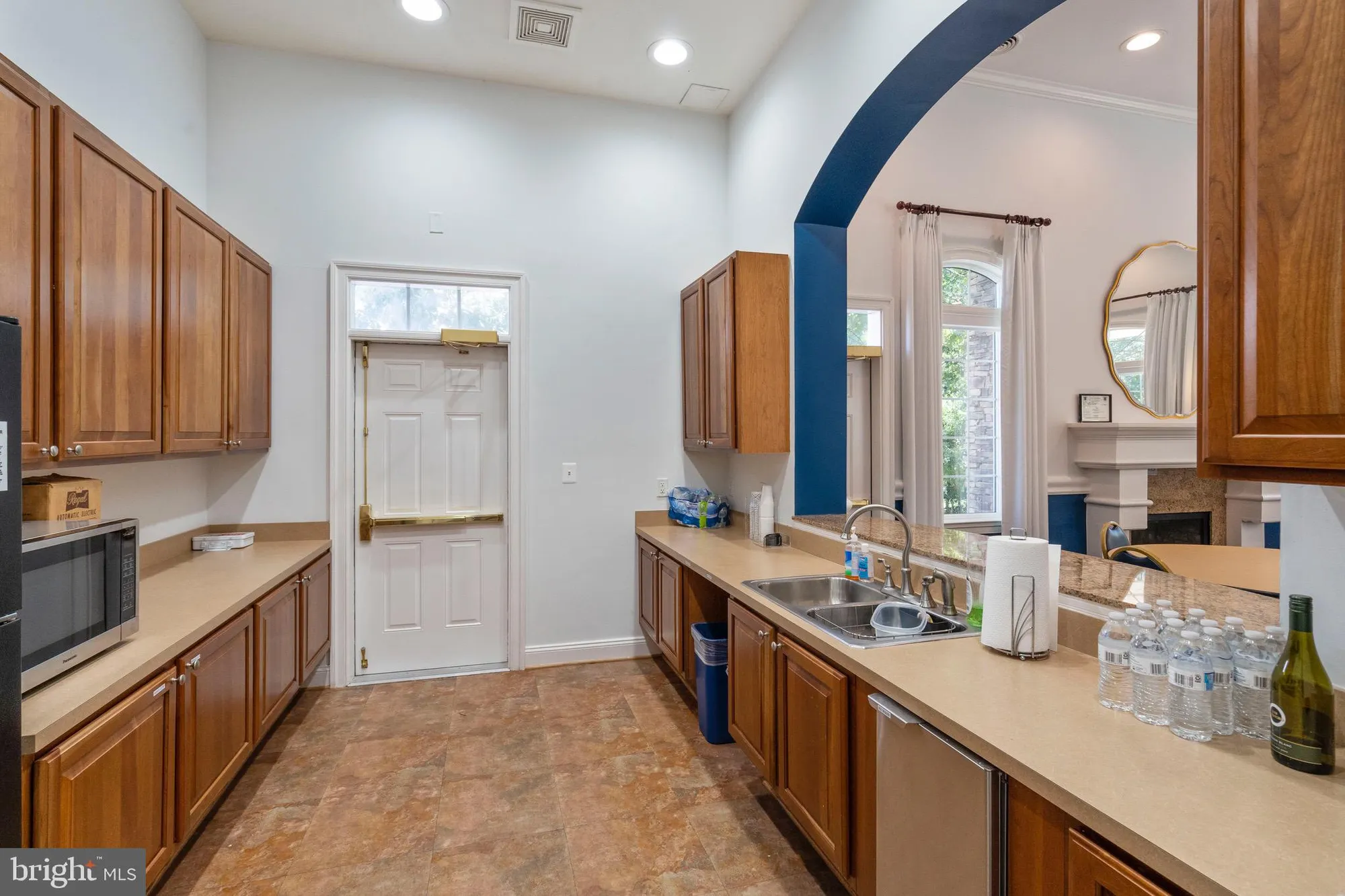 Property Slideshow image 45 of 48 | 20745 royal palace sq 210, Sterling, VA, 20165