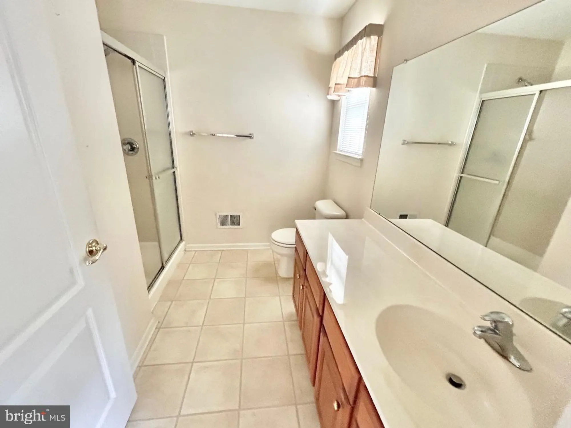 Property Slideshow image 16 of 58 | 238 night hawk cir, West Deptford, NJ, 08086