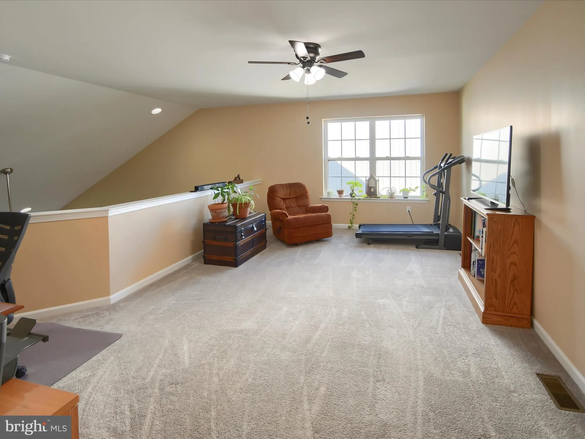 Property Slideshow image 30 of 47 | 3623 daylily dr, Emmaus, PA, 18049