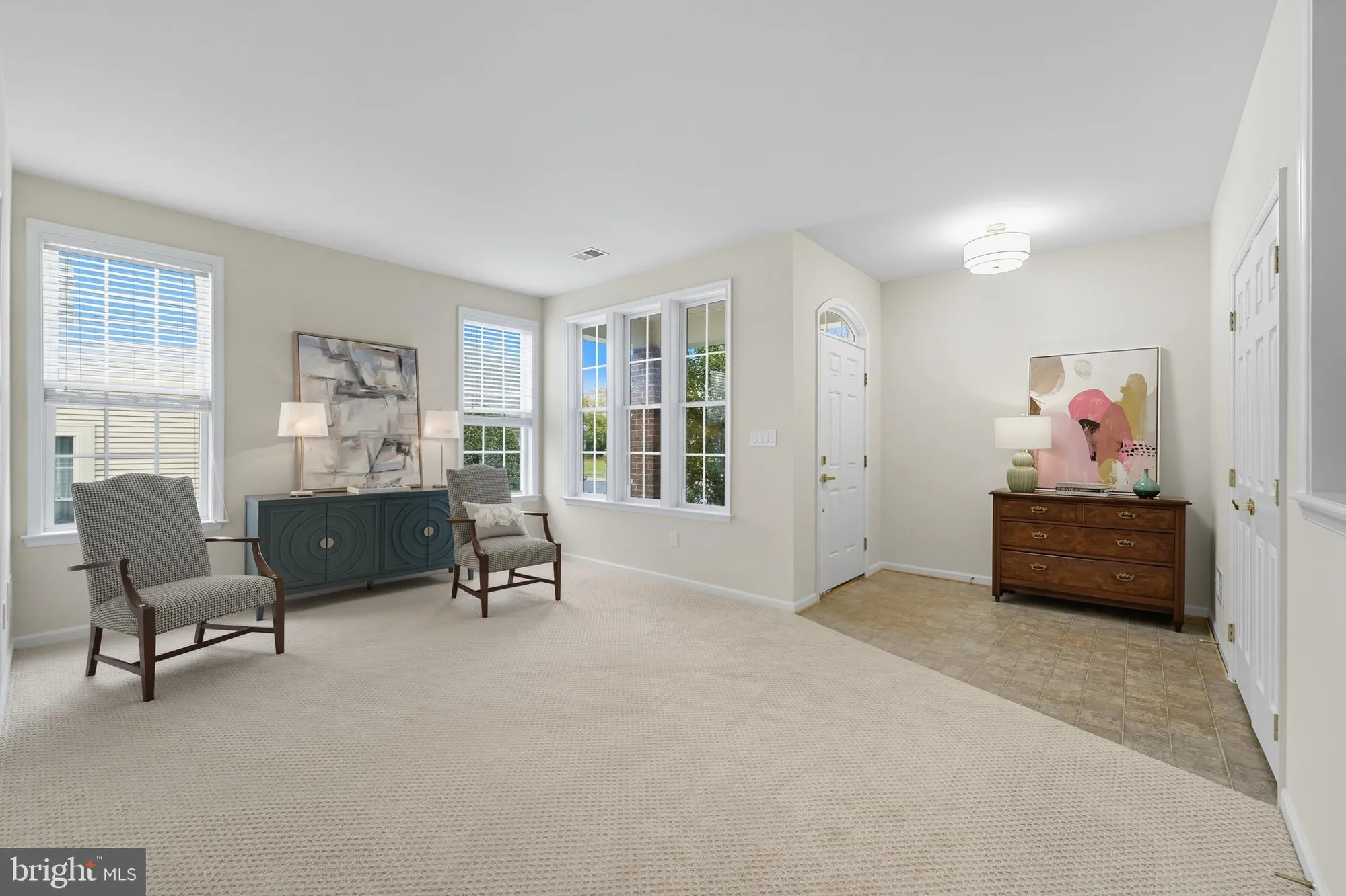 Property Slideshow image 4 of 30 | 6066 halverton pl, Gainesville, VA, 20155