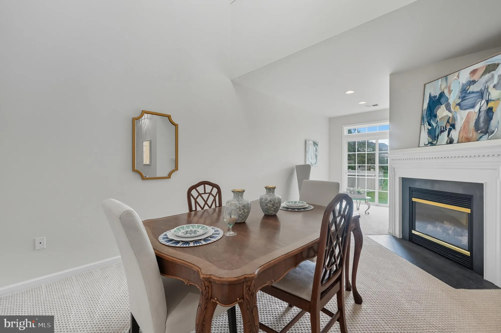 Property Slideshow image 12 of 30 | 6066 halverton pl, Gainesville, VA, 20155