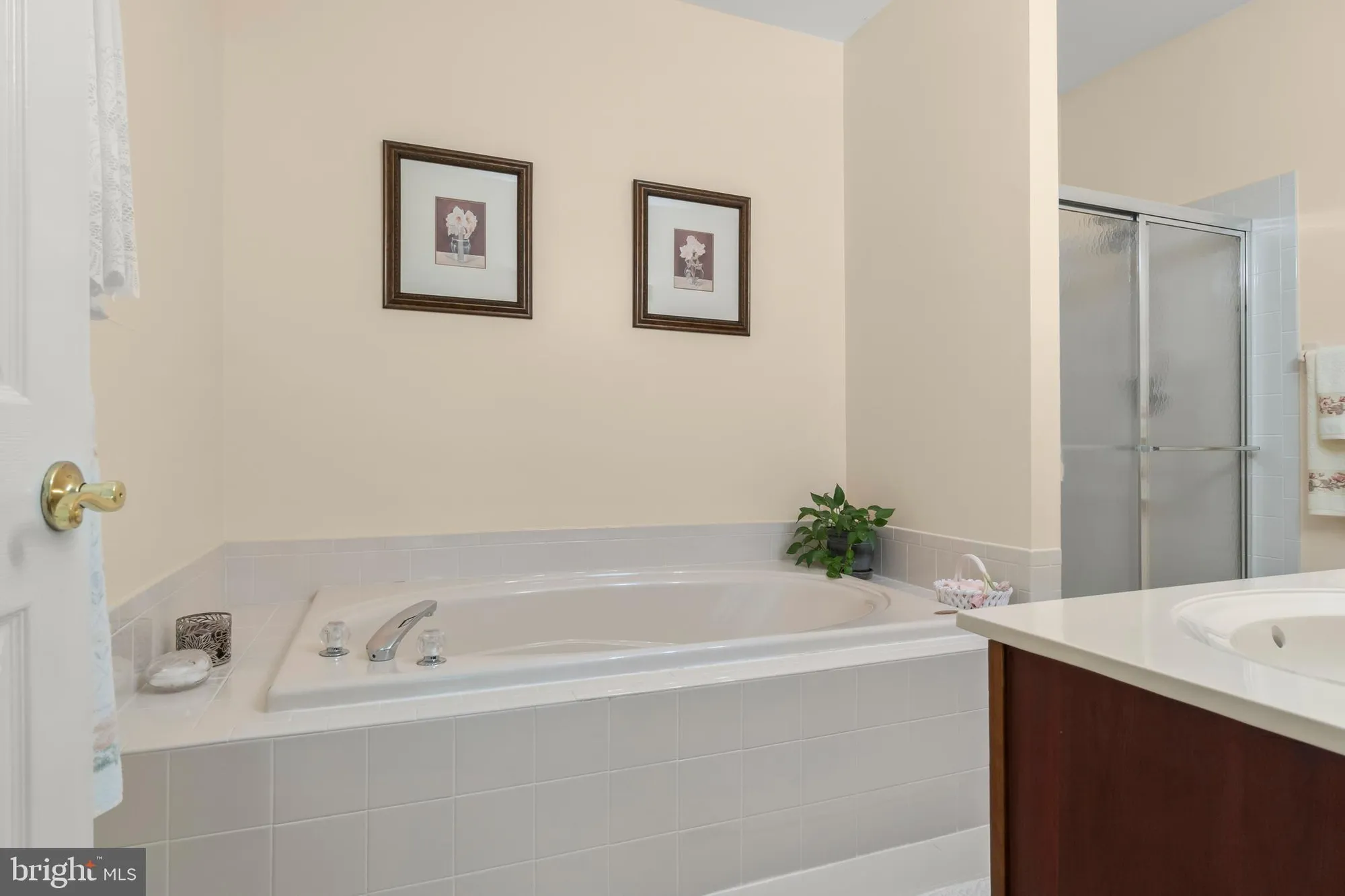 Property Slideshow image 14 of 18 | 9 dutchess ct, Southampton, NJ, 08088