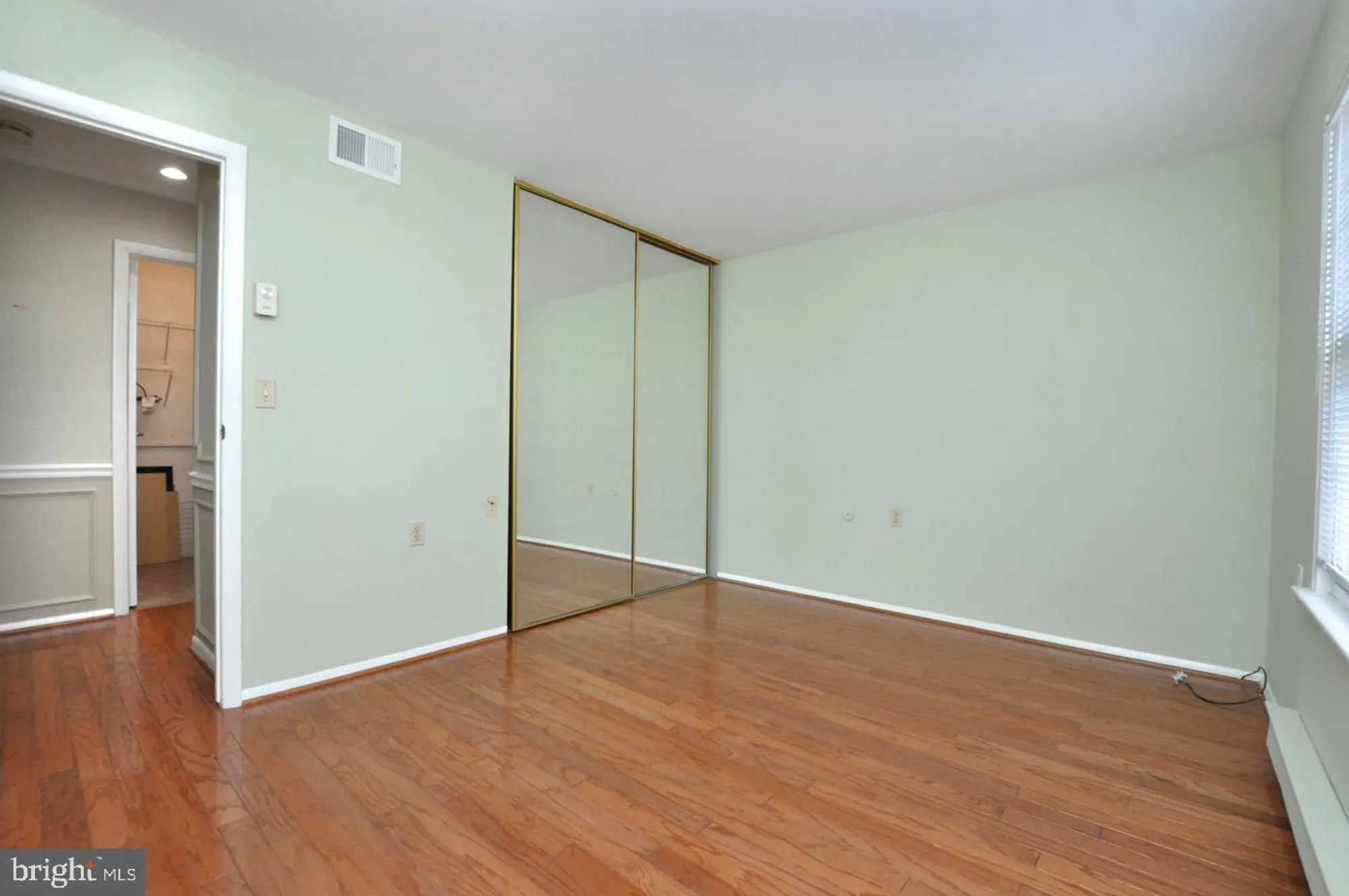 Property Slideshow image 14 of 26 | 41 new castle dr, Southampton, NJ, 08088