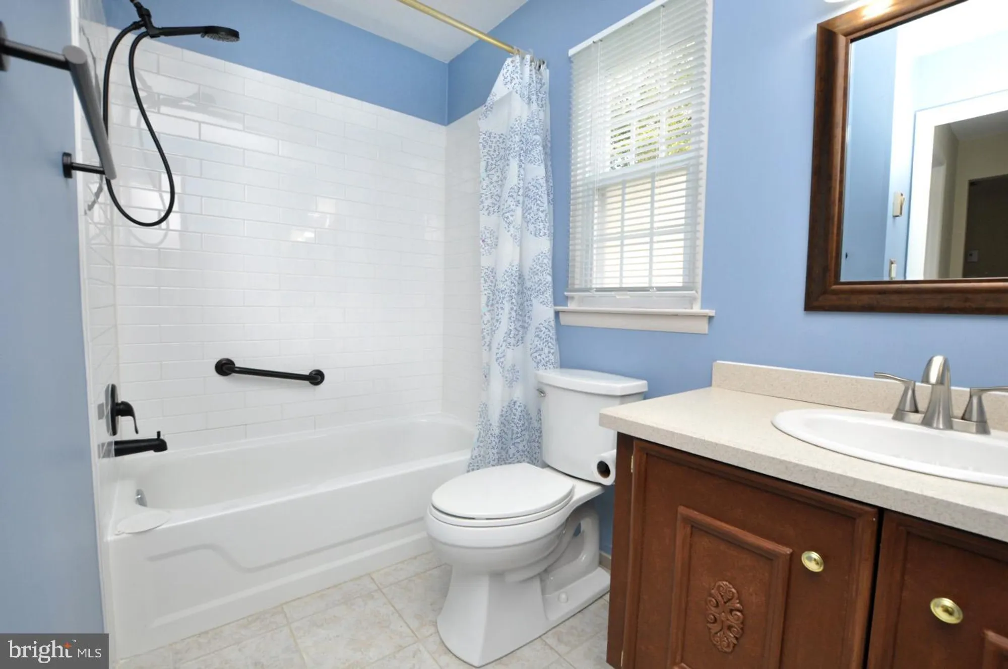Property Slideshow image 17 of 26 | 41 new castle dr, Southampton, NJ, 08088