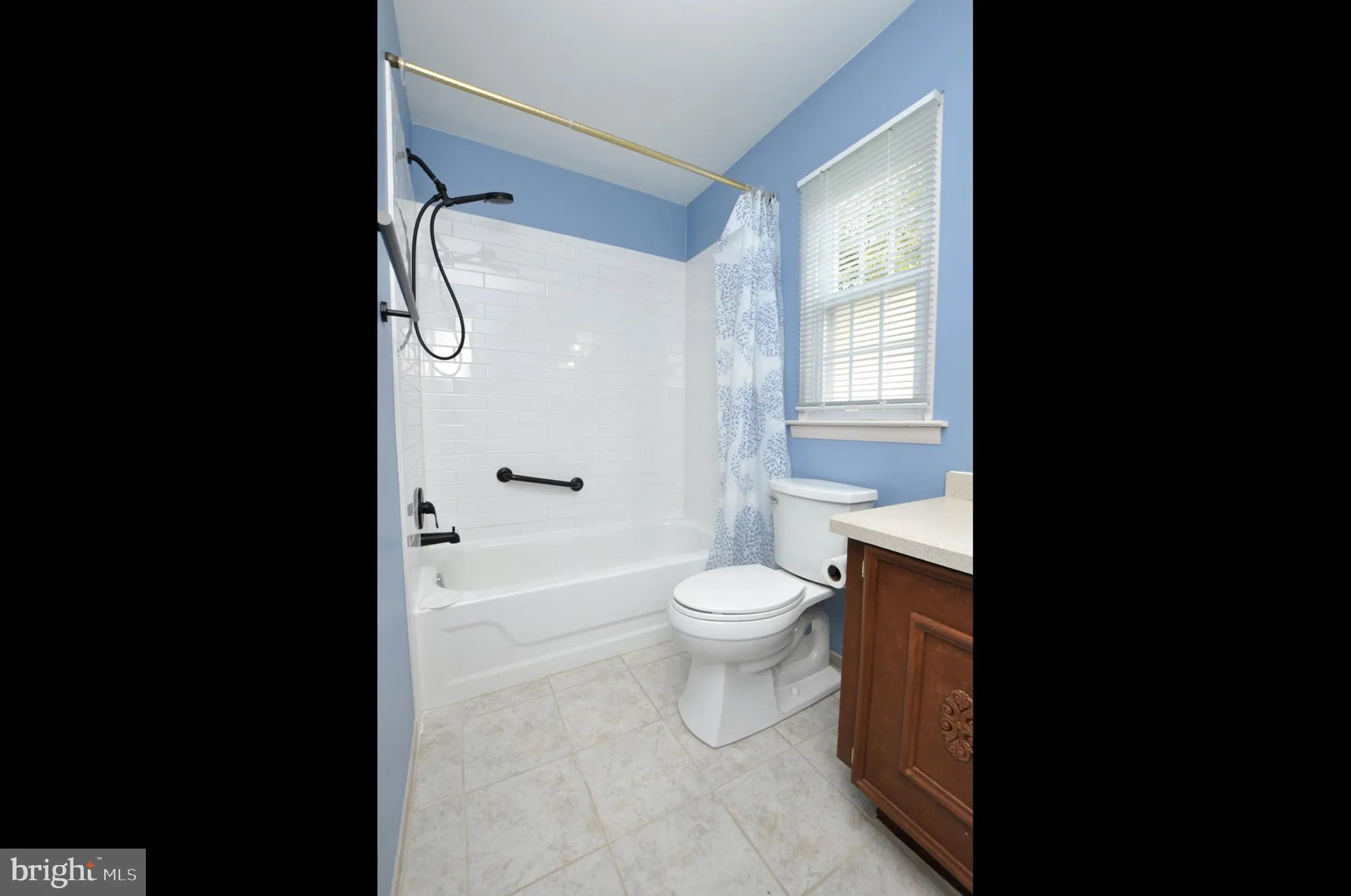 Property Slideshow image 18 of 26 | 41 new castle dr, Southampton, NJ, 08088