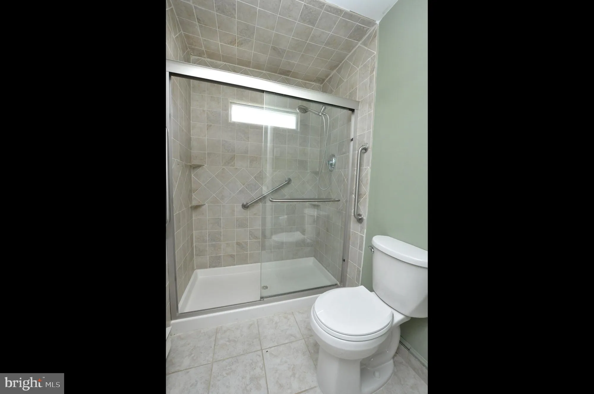 Property Slideshow image 24 of 26 | 41 new castle dr, Southampton, NJ, 08088