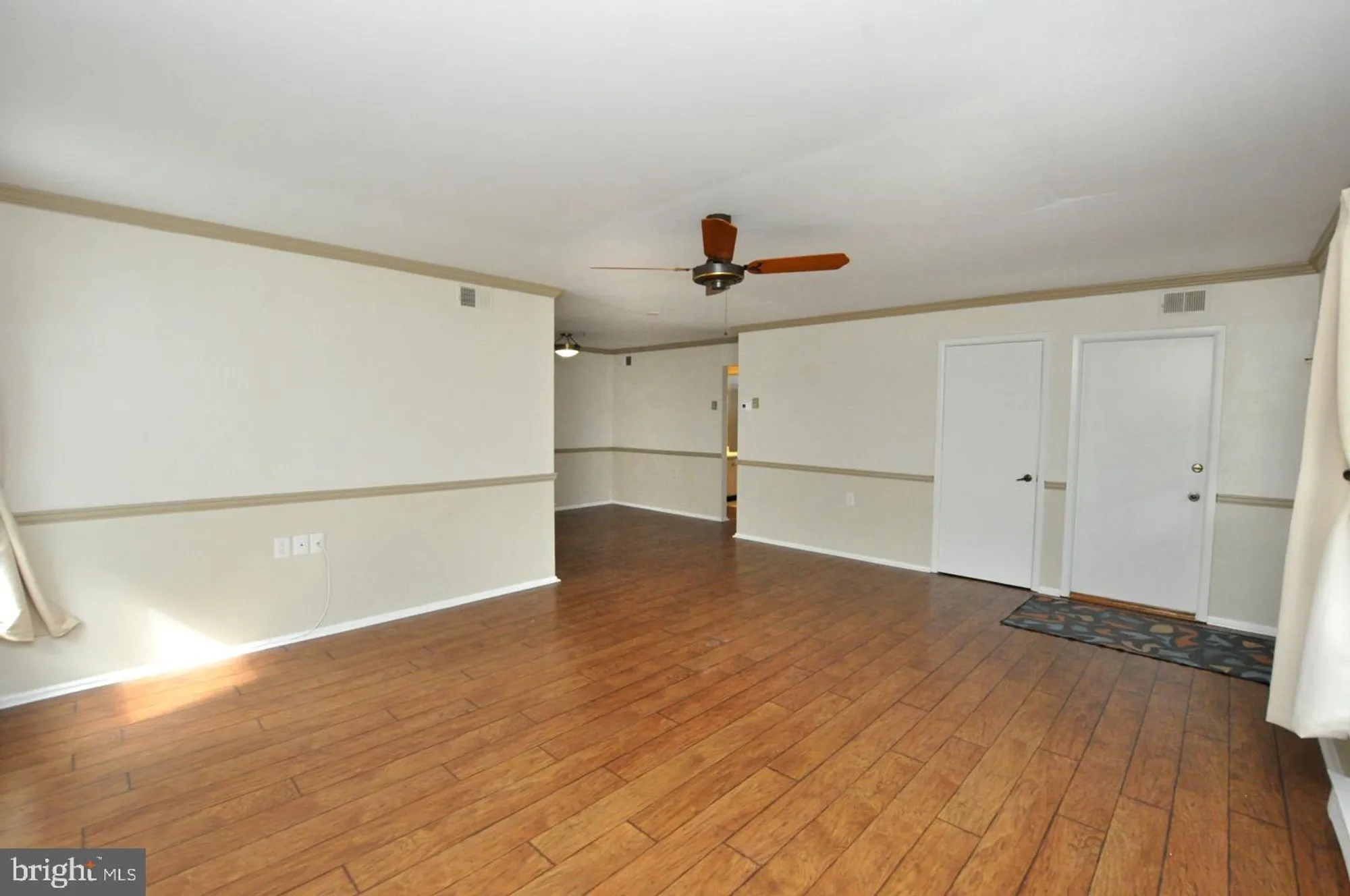 Property Slideshow image 7 of 27 | 25 dunstable rd, Southampton, NJ, 08088
