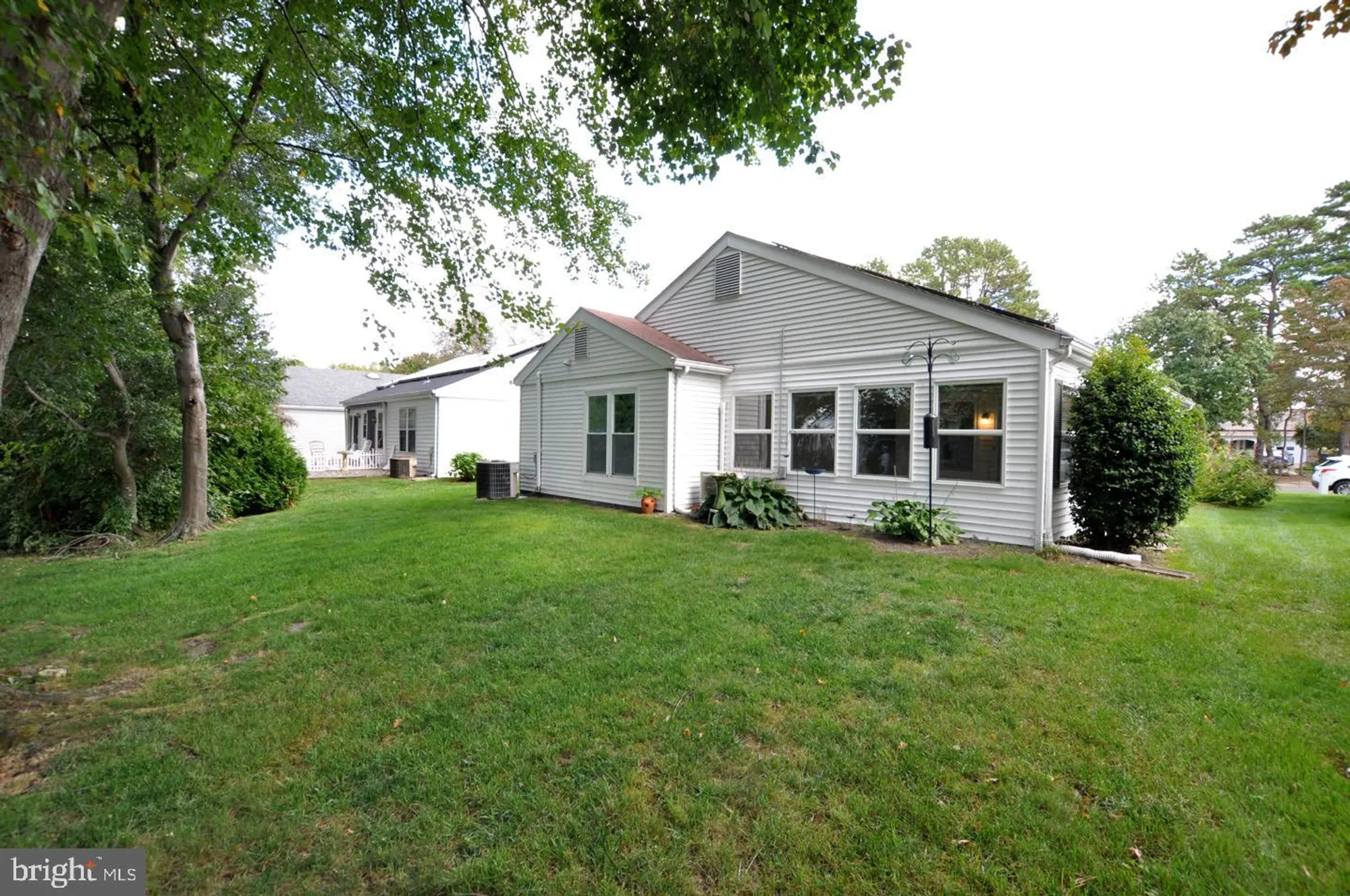 Property Slideshow image 23 of 27 | 25 dunstable rd, Southampton, NJ, 08088