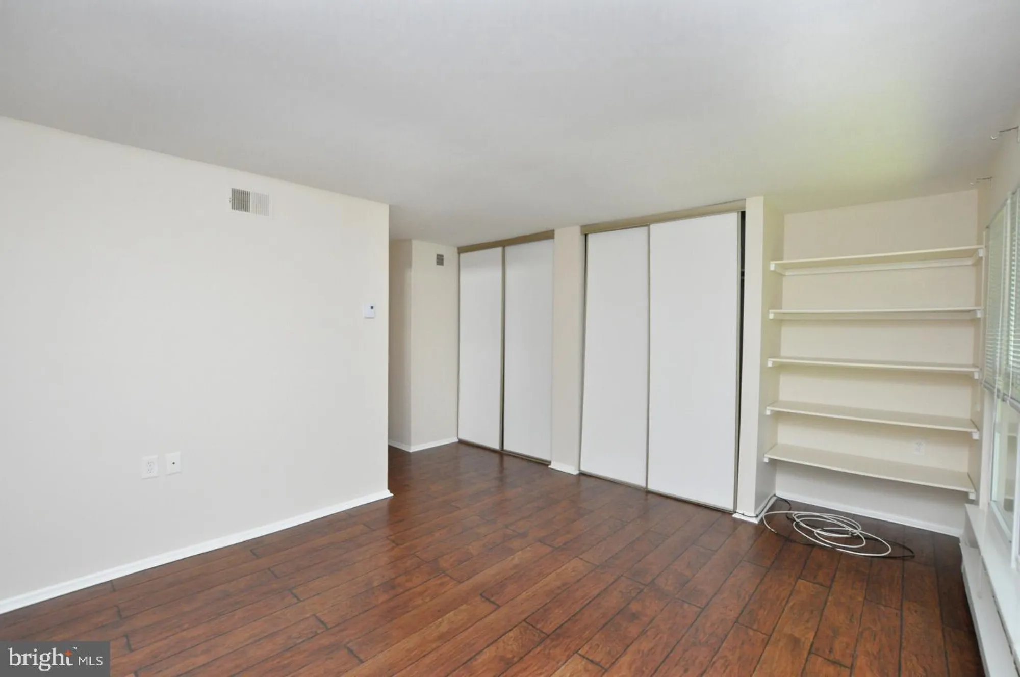 Property Slideshow image 17 of 27 | 25 dunstable rd, Southampton, NJ, 08088