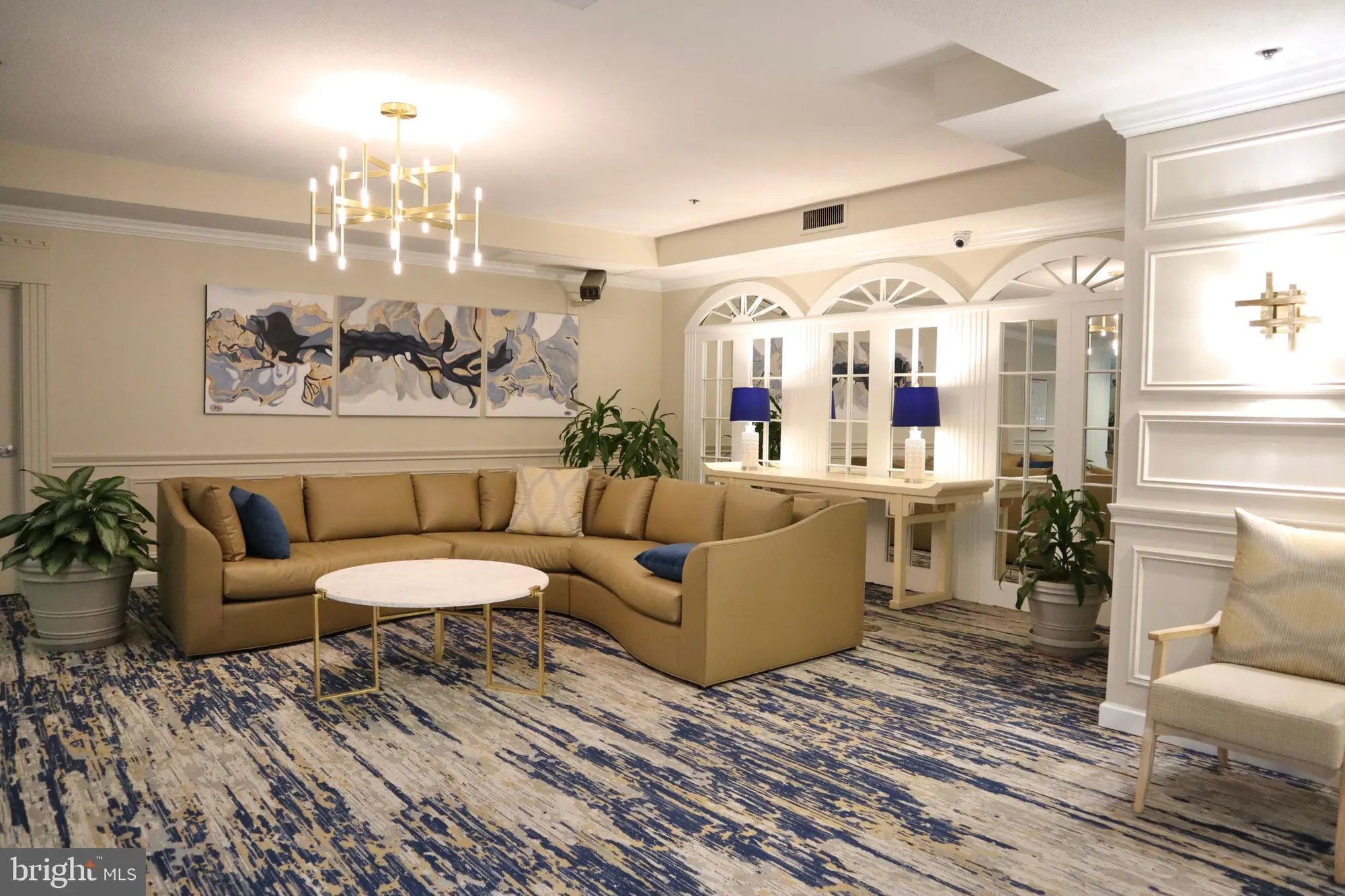 Property Slideshow image 7 of 53 | 15107 interlachen dr 2-119, Silver Spring, MD, 20906