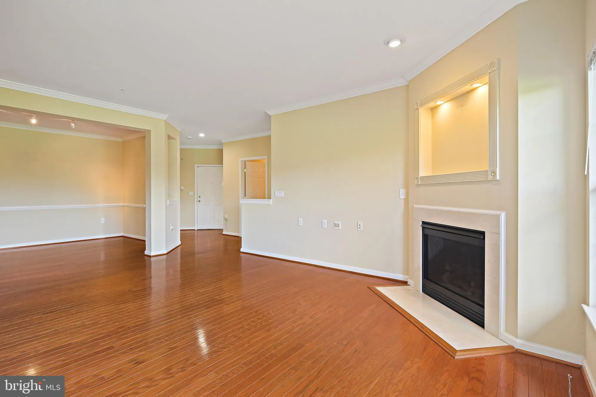 Property Slideshow image 16 of 37 | 11100 chambers ct c, Woodstock, MD, 21163