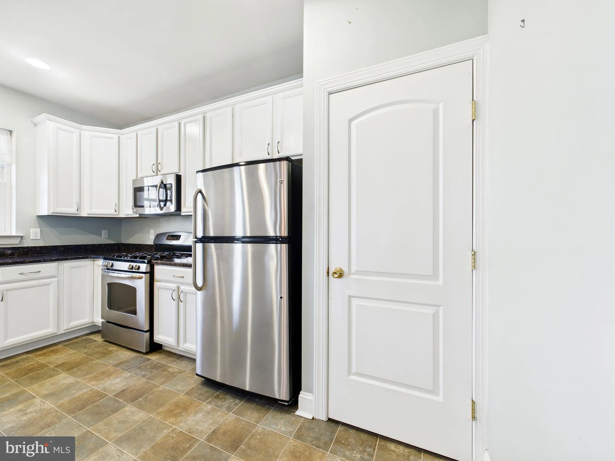 Property Slideshow image 14 of 58 | 29575 fieldstone dr, Milton, DE, 19968