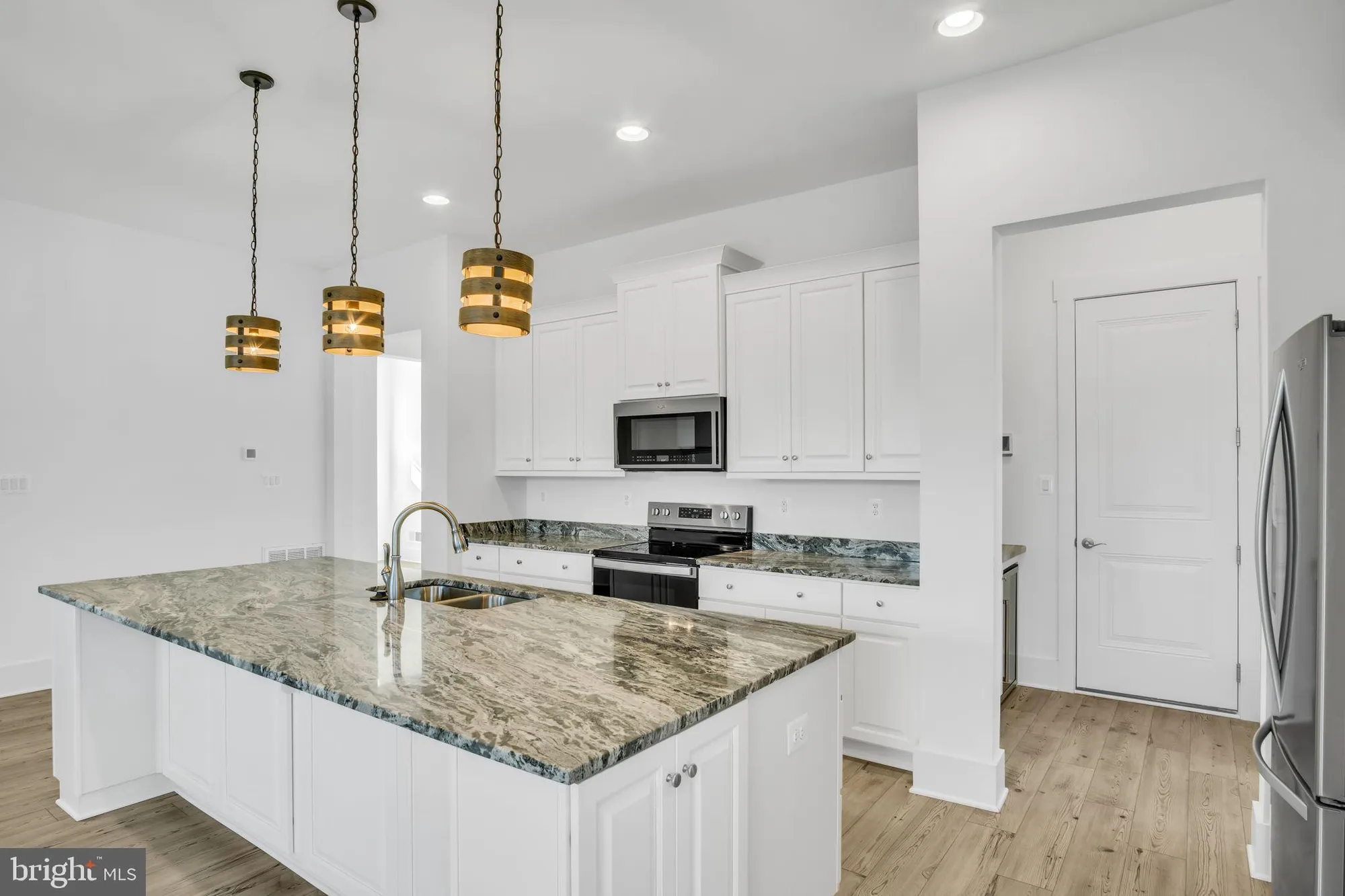 Property Slideshow image 3 of 87 | 23 highland view ln, Gettysburg, PA, 17325