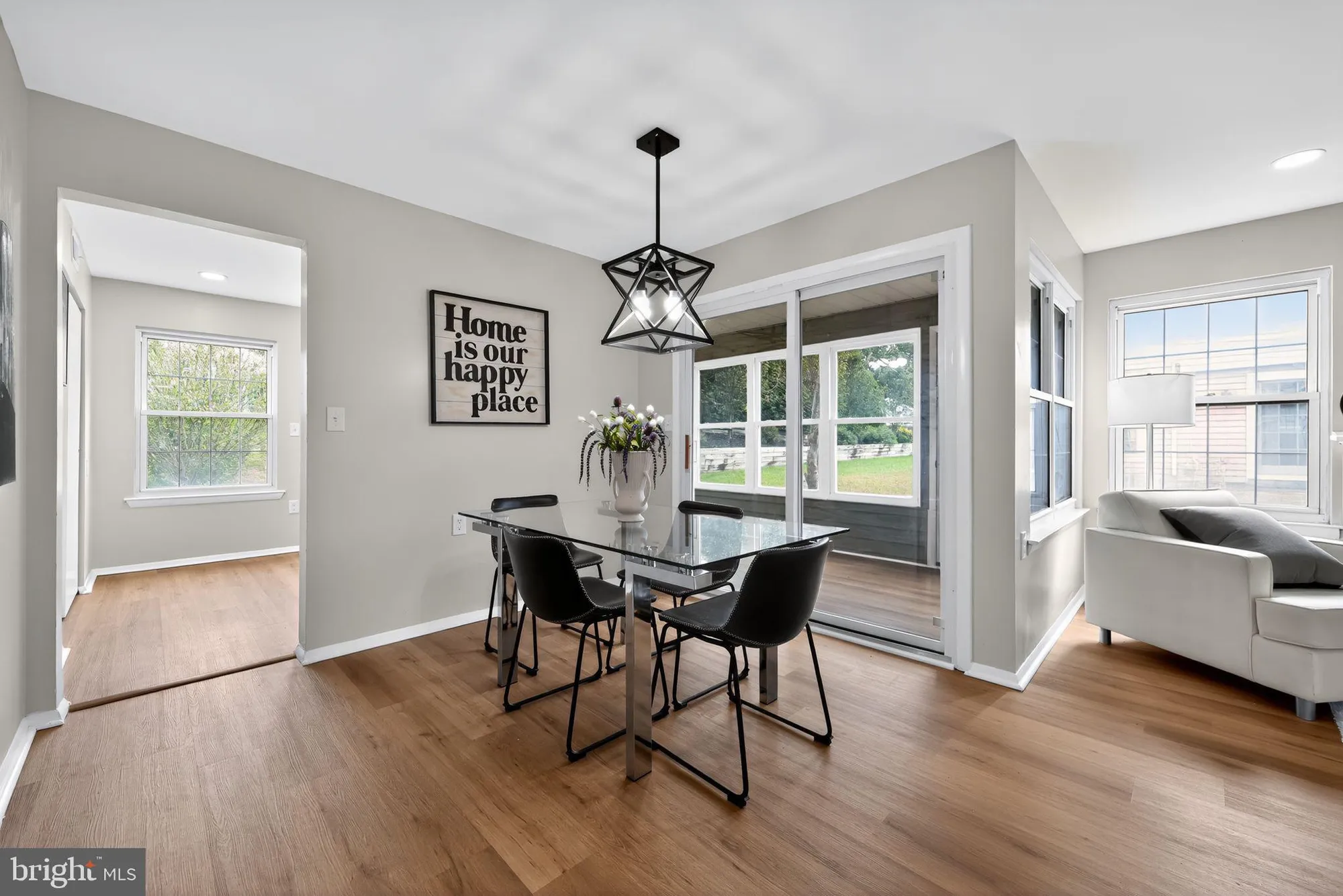 Property Slideshow image 12 of 30 | 22 banbury ln, Southampton, NJ, 08088