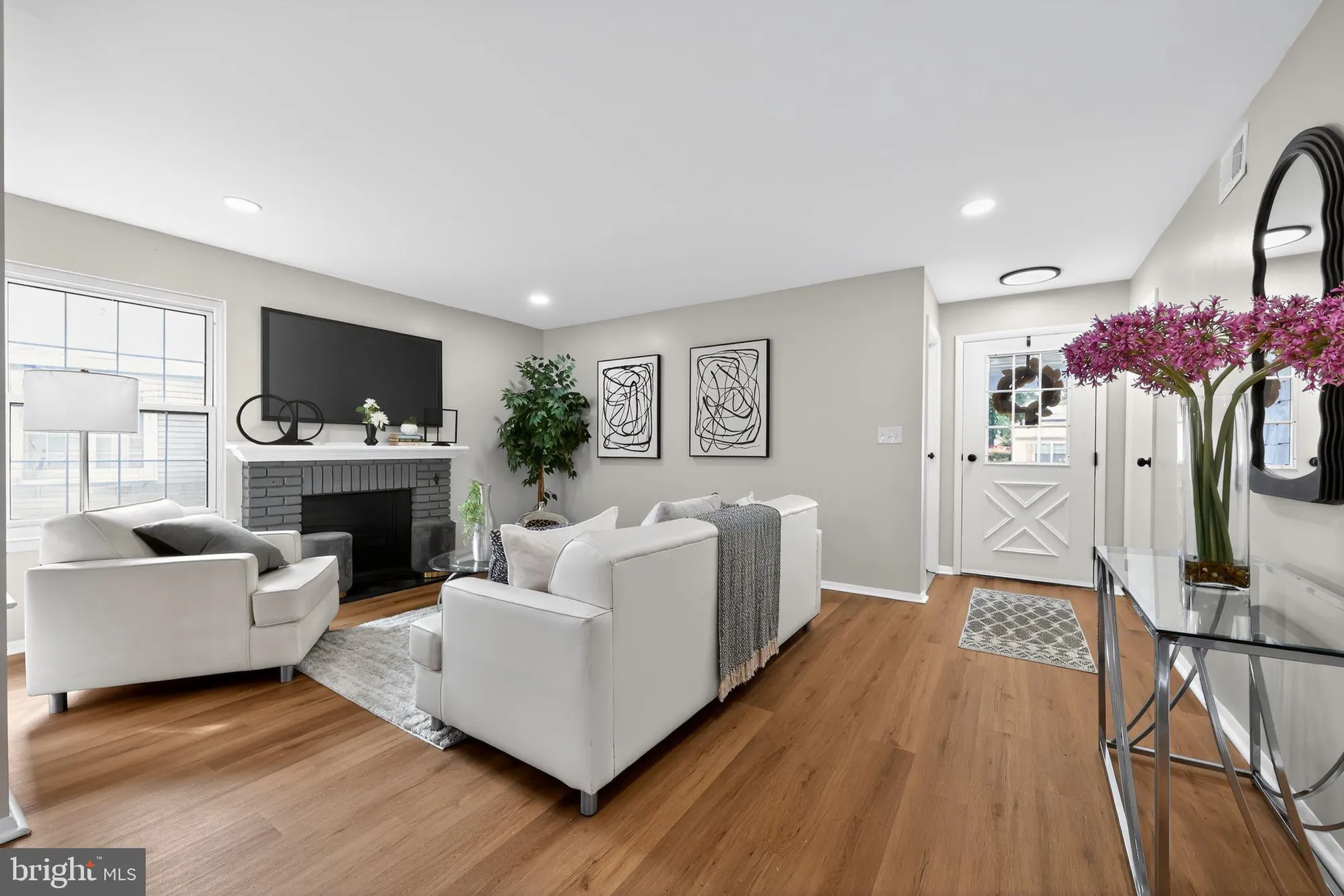 Property Slideshow image 9 of 30 | 22 banbury ln, Southampton, NJ, 08088