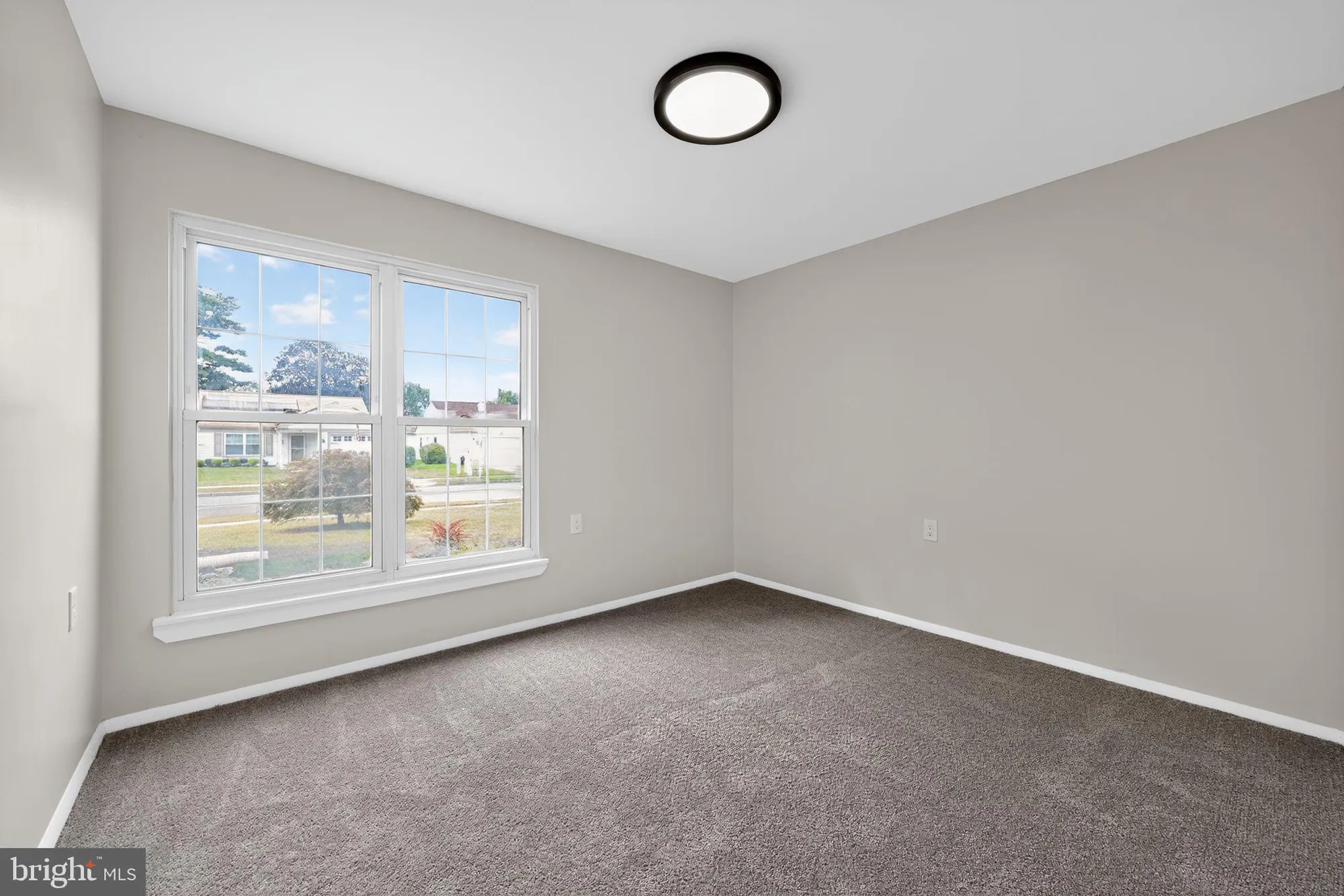 Property Slideshow image 25 of 30 | 22 banbury ln, Southampton, NJ, 08088