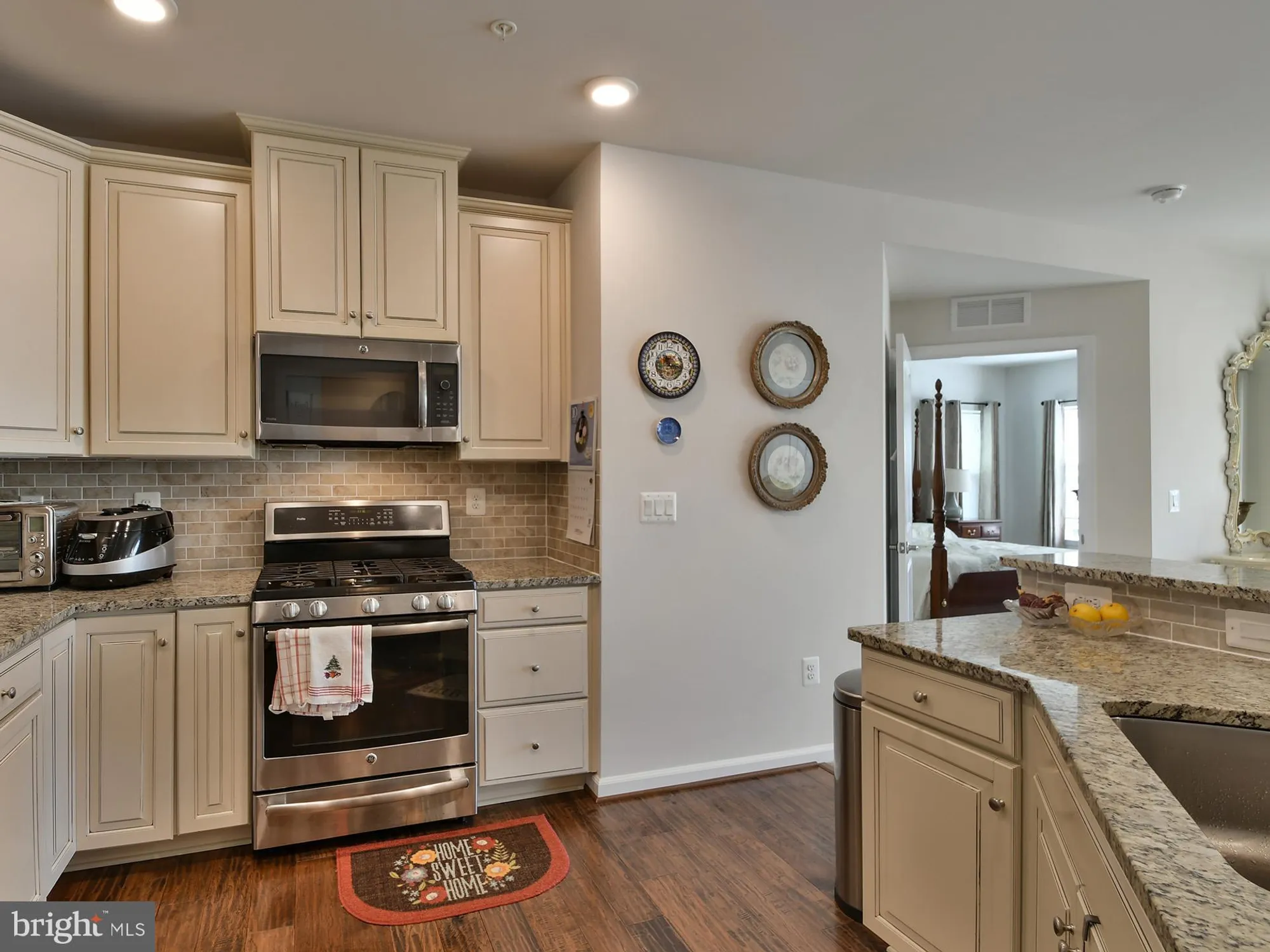 Property Slideshow image 11 of 37 | 2241 john gravel rd m, Marriottsville, MD, 21104