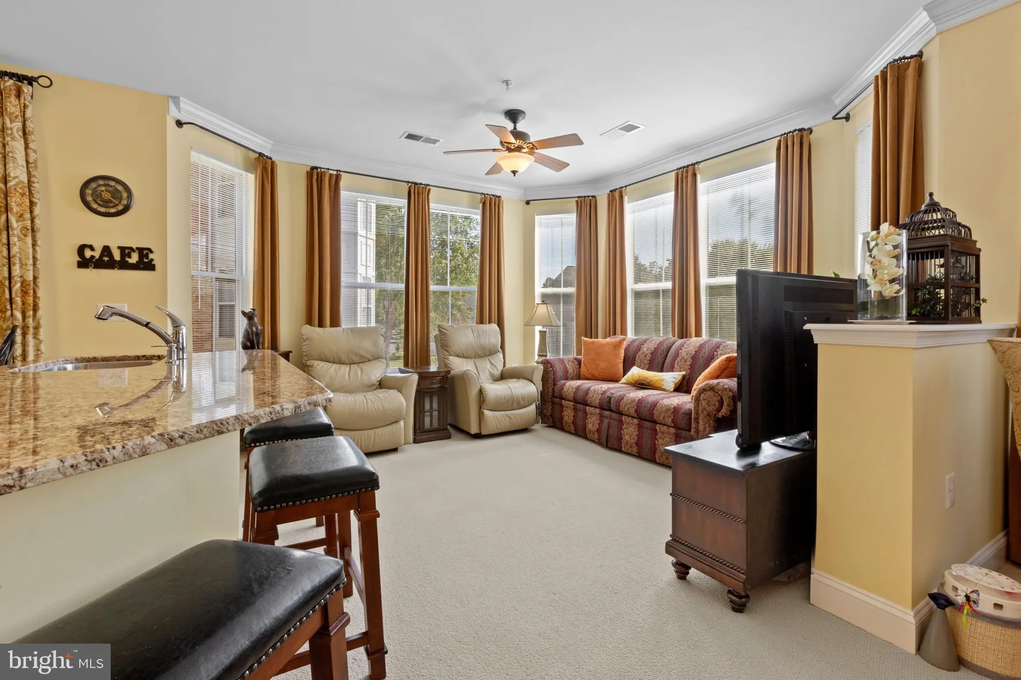 Property Slideshow image 15 of 37 | 8610 liberty trl unit 201, Manassas, VA, 20110