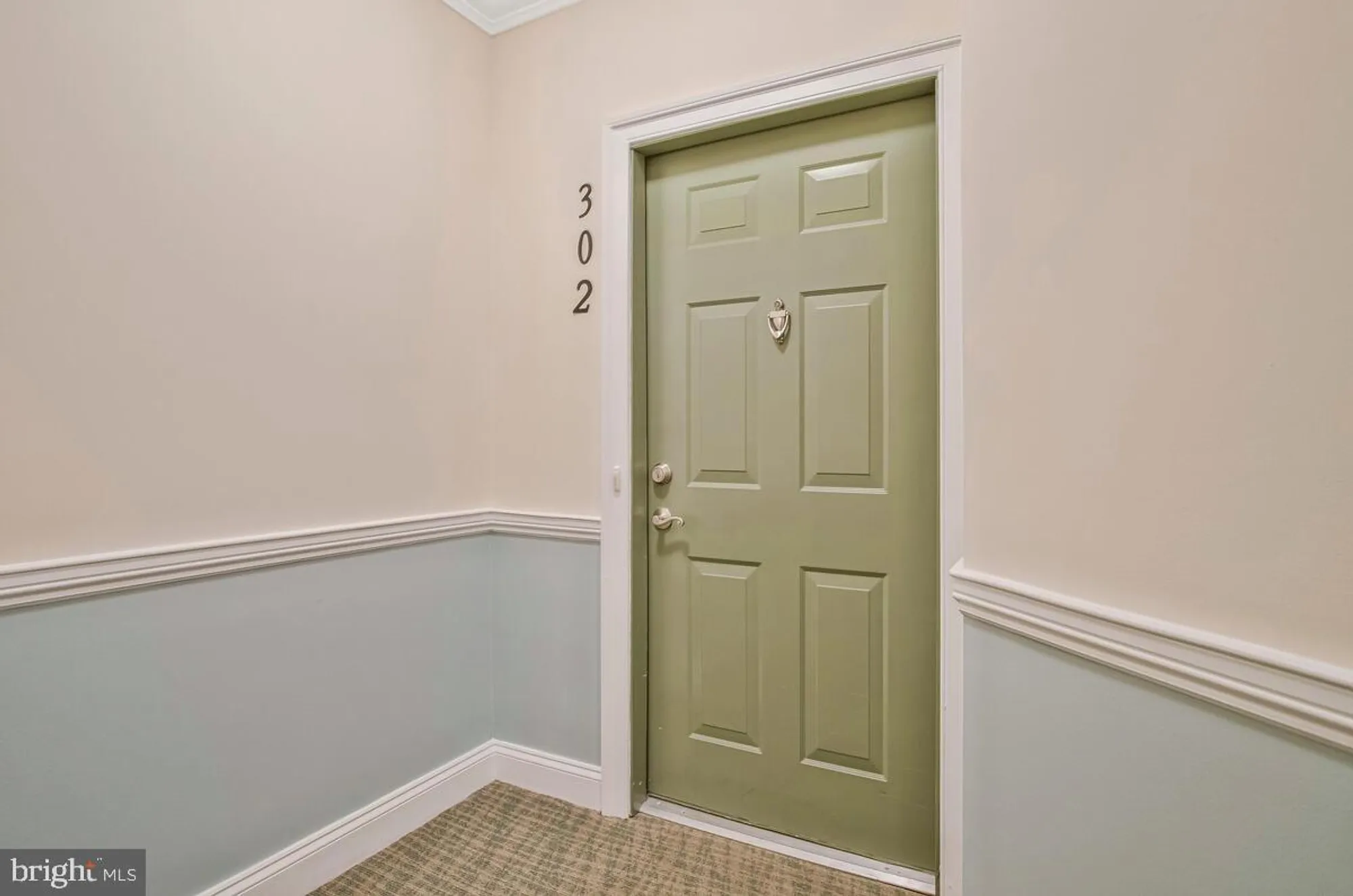 Property Slideshow image 4 of 70 | 7315 brookview rd 302, Elkridge, MD, 21075