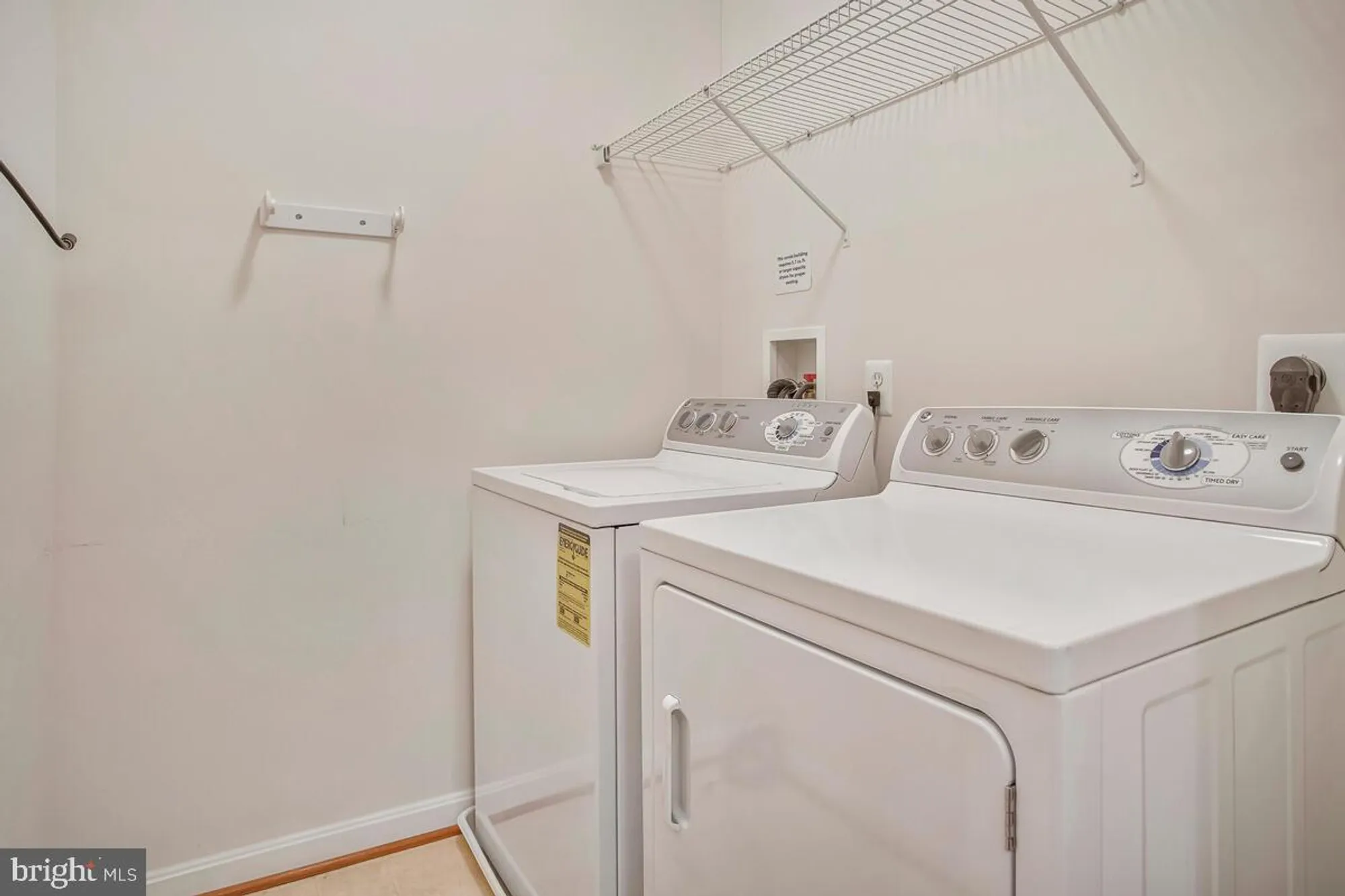 Property Slideshow image 39 of 70 | 7315 brookview rd 302, Elkridge, MD, 21075